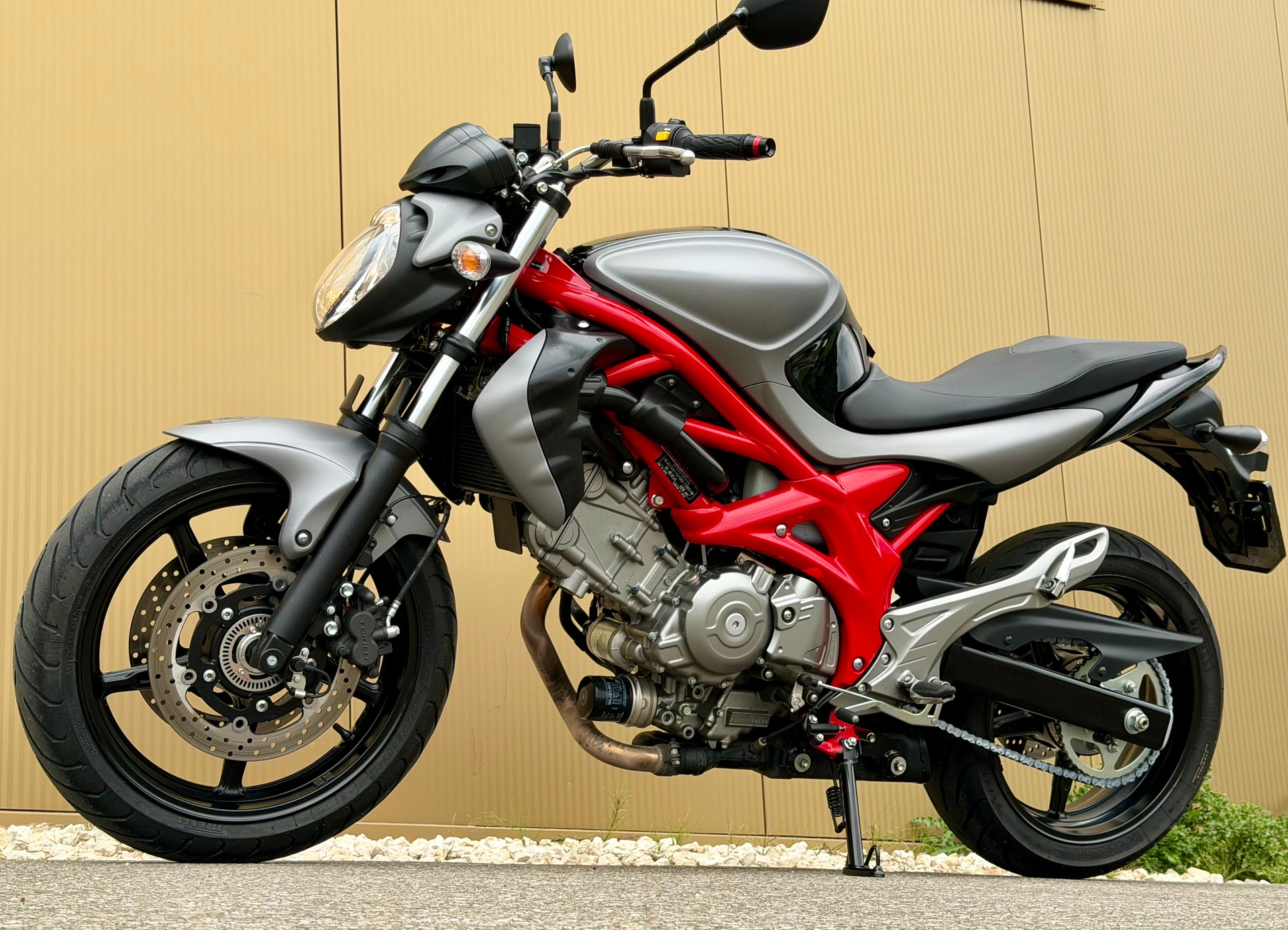 SUZUKI SFV 650 Gladius ABS-image-9