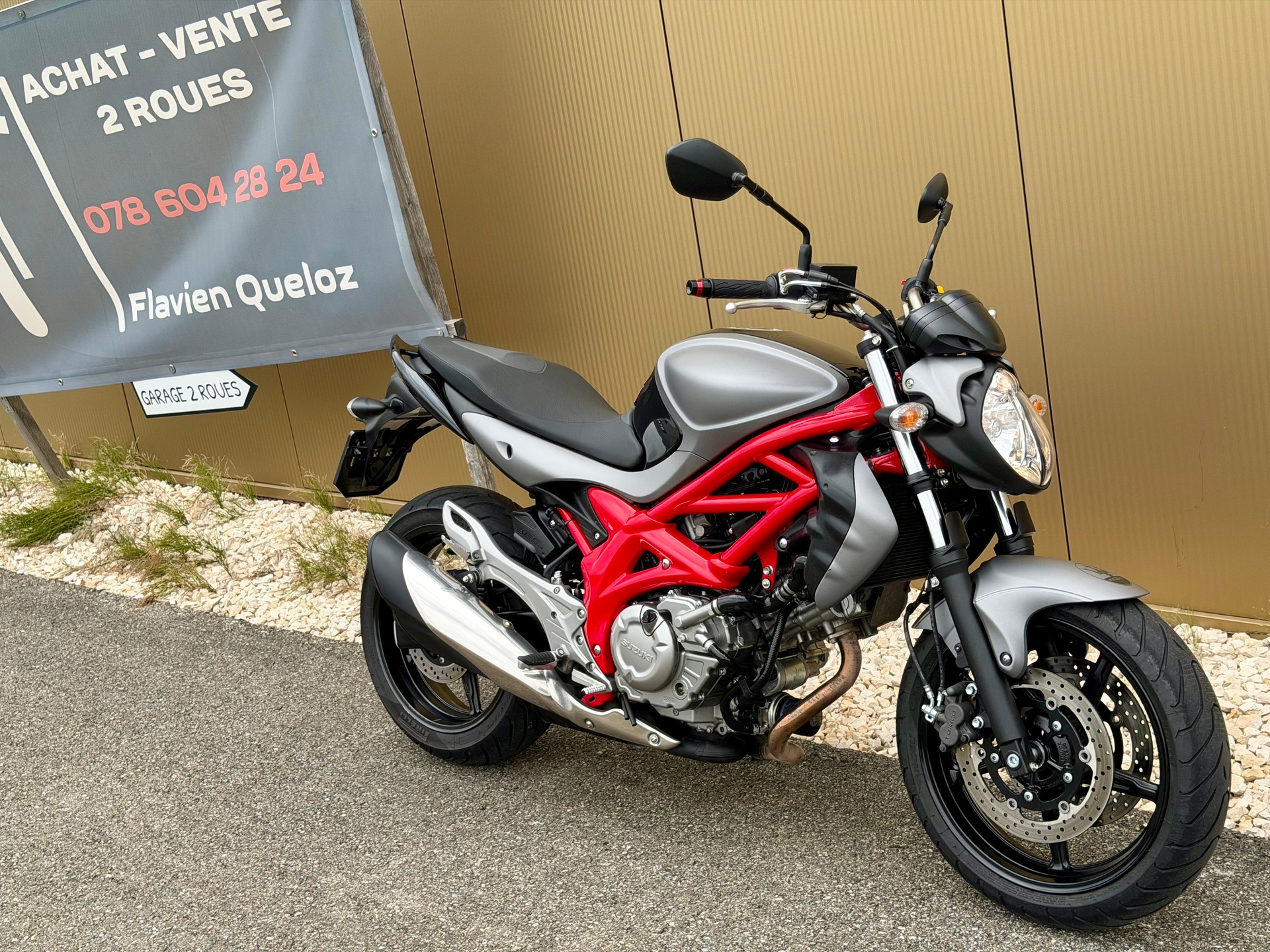 SUZUKI SFV 650 Gladius ABS-image-2