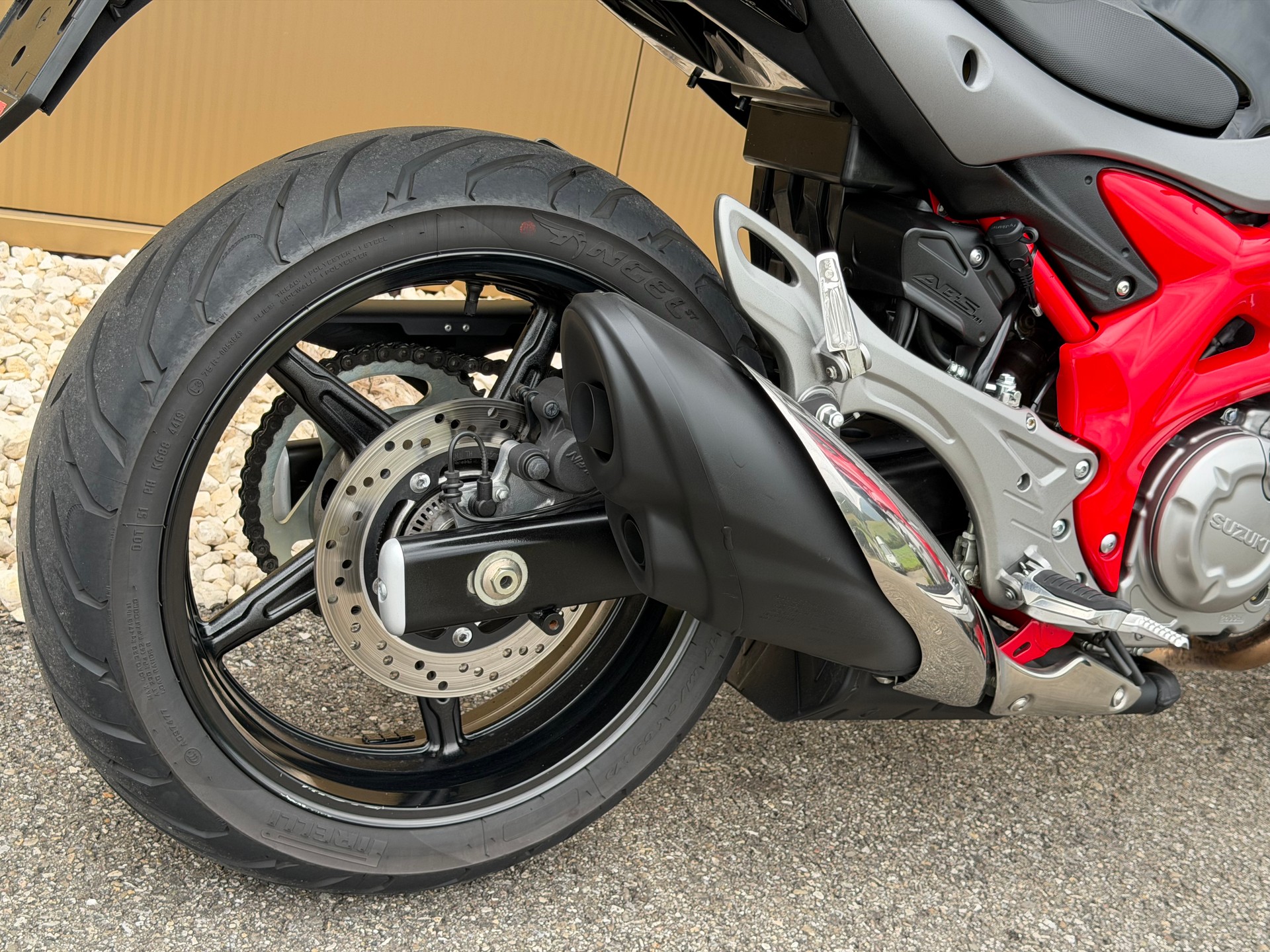 SUZUKI SFV 650 Gladius ABS-image-6