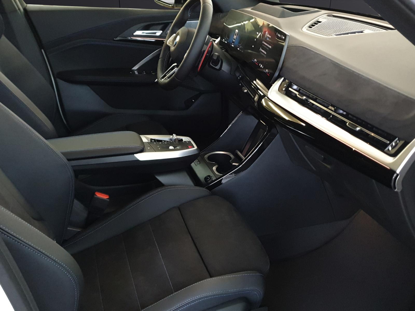 BMW X1 M35i xDrive-image-14