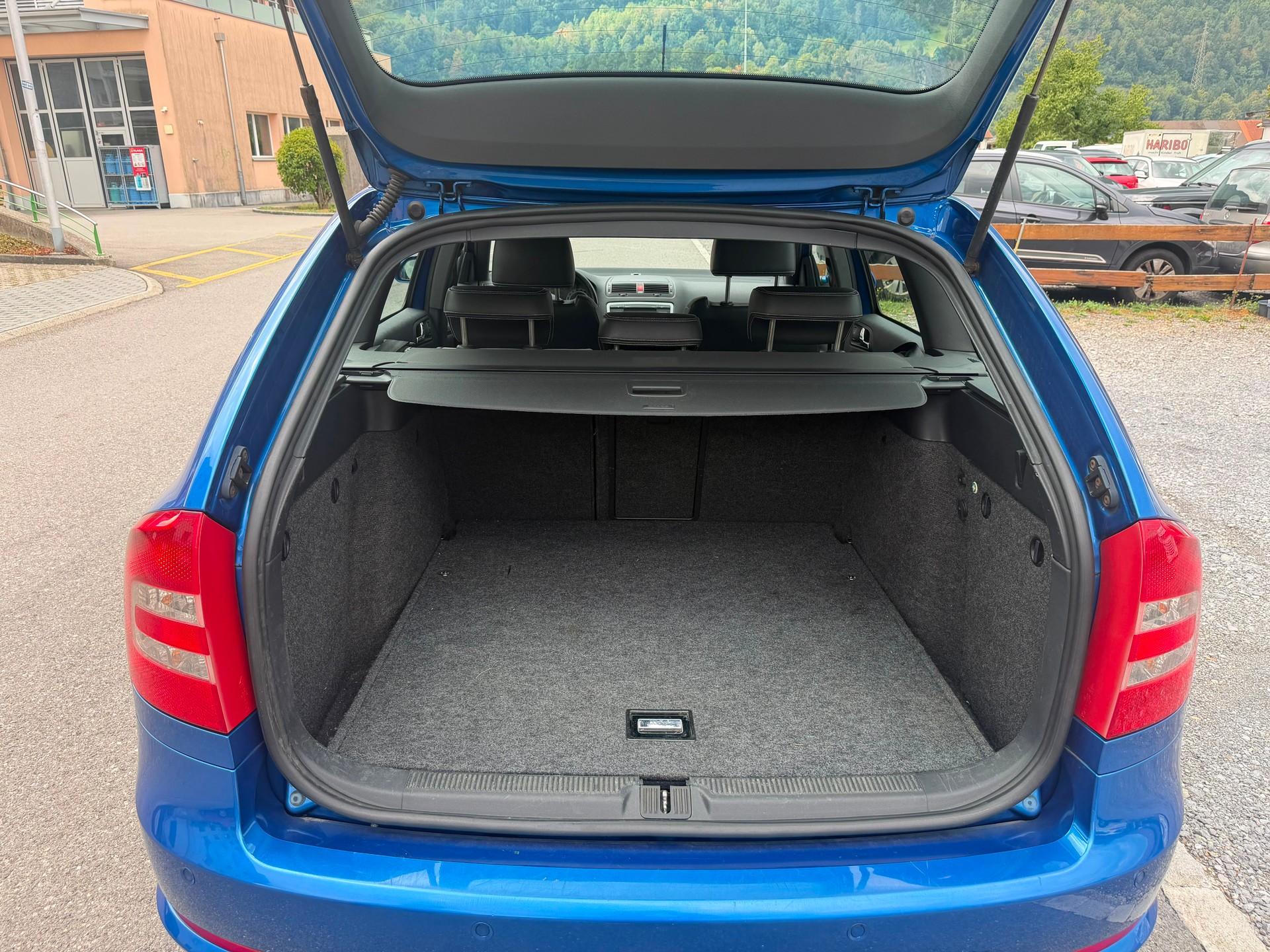 SKODA Octavia 2.0 TFSI RS-image-9