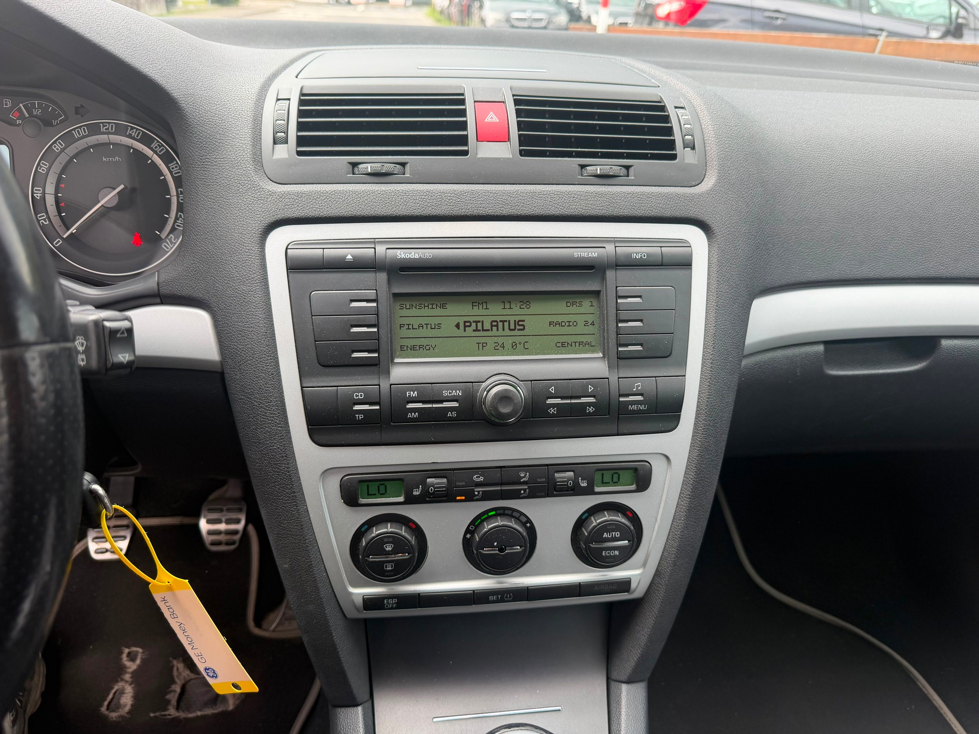 SKODA Octavia 2.0 TFSI RS-image-7