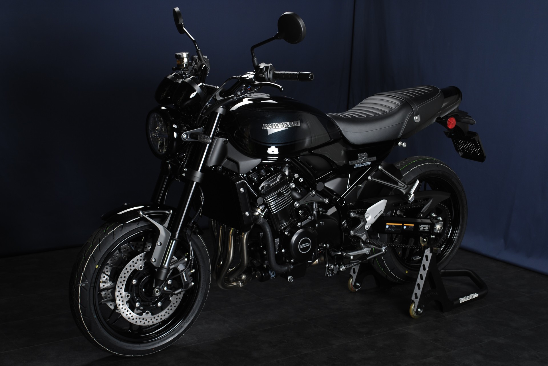 KAWASAKI Z 900 RS MY27-image-10