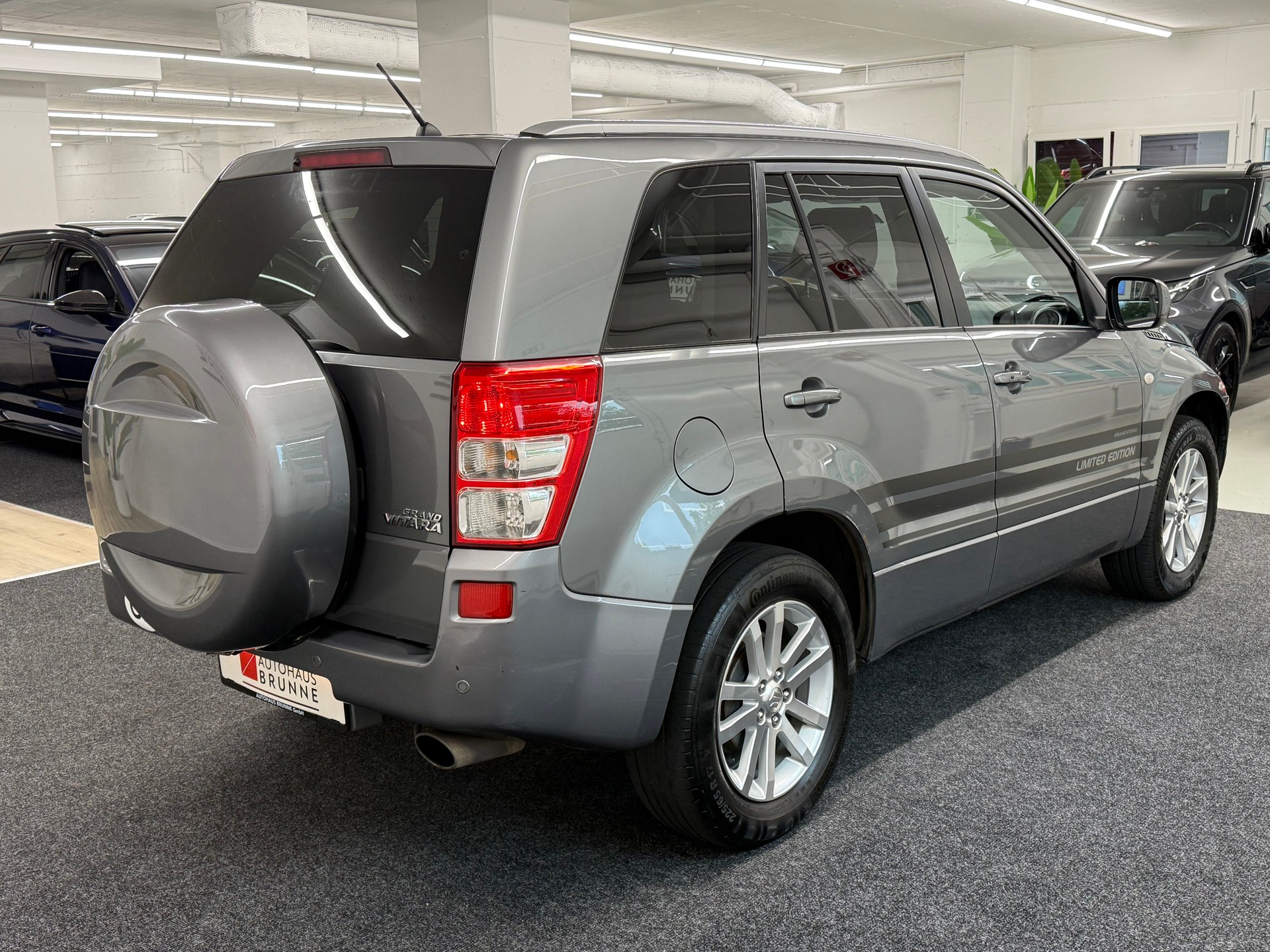 SUZUKI Grand Vitara 2.0 16V Top Limited Edition Automatic-showroom-element-3