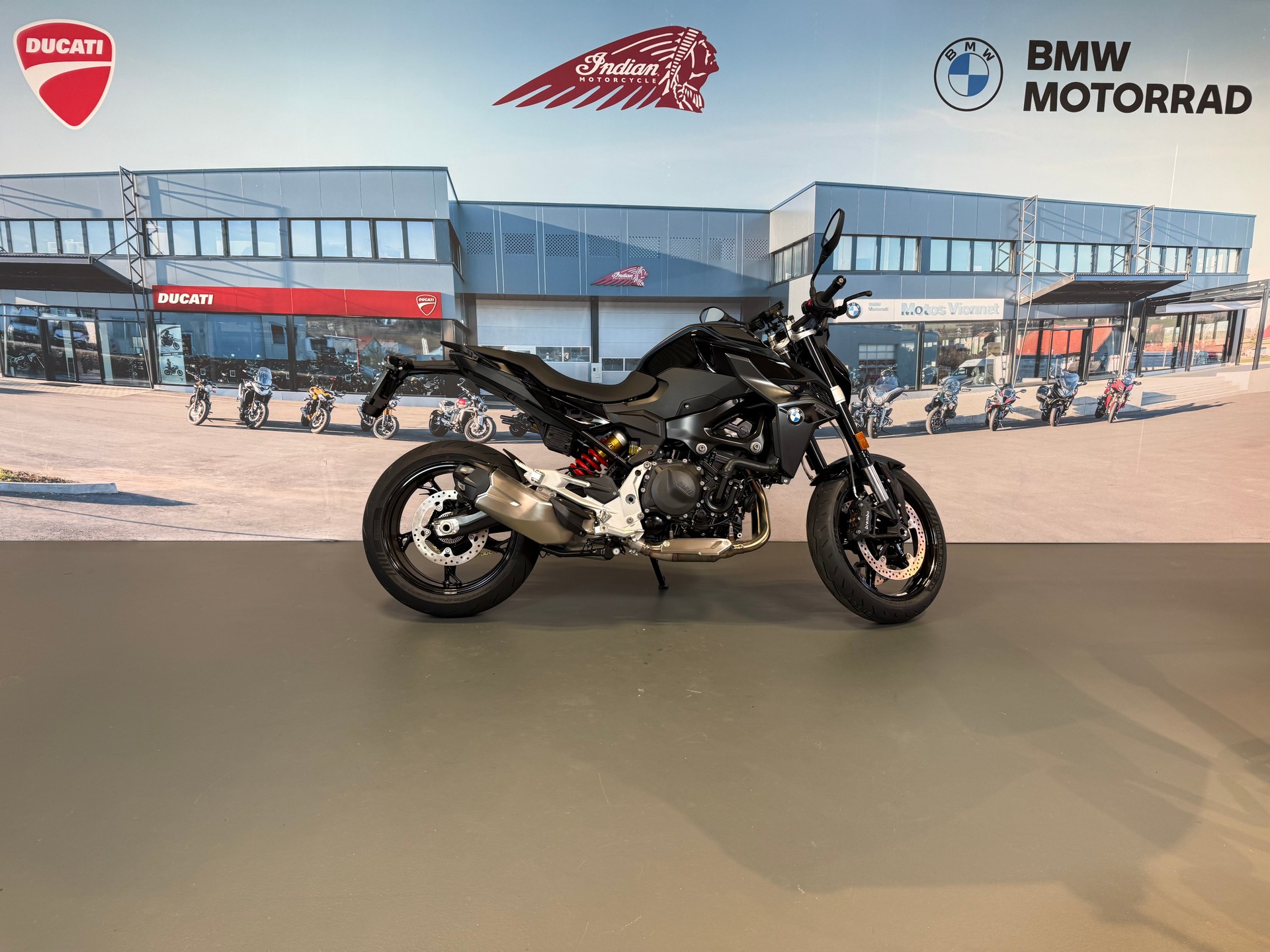 BMW F 900 R Service inclus 3 ans ou 30'000km et 5 ans de garantie jusqu'au 30.11.2026-image-5