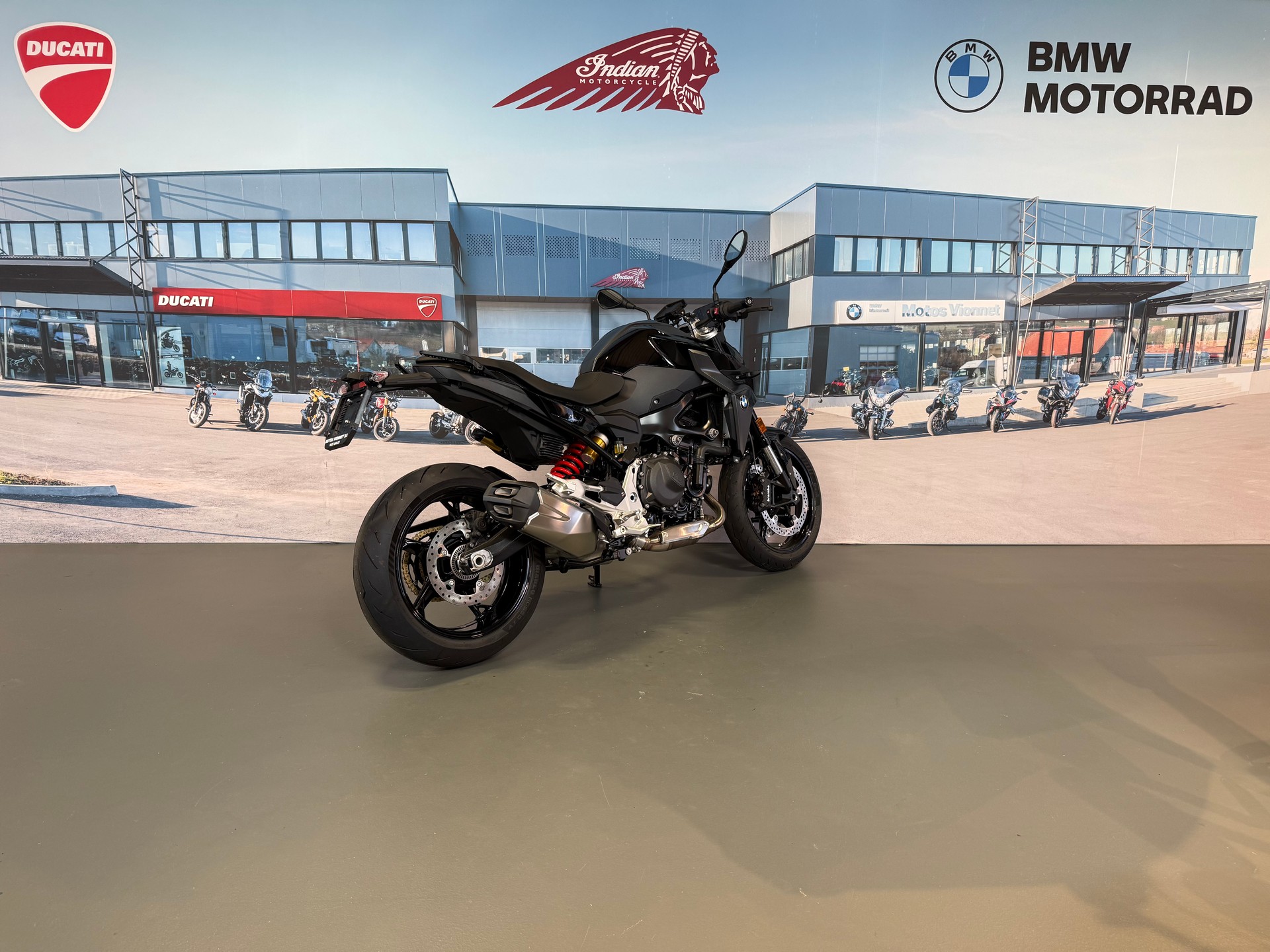 BMW F 900 R Service inclus 3 ans ou 30'000km et 5 ans de garantie jusqu'au 30.11.2026-image-6