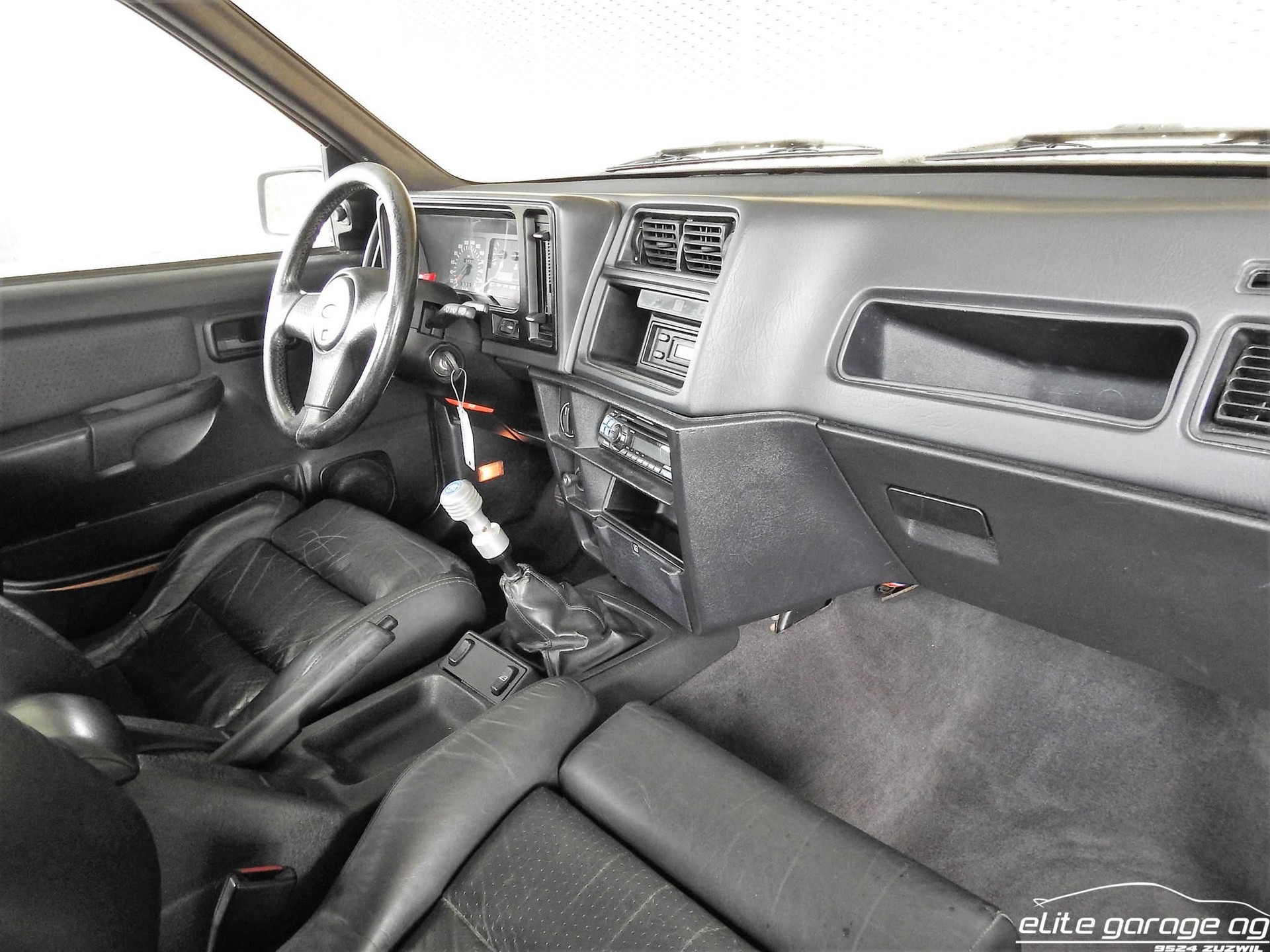 FORD Sierra 2.0i Cosworth 4x4-image-9
