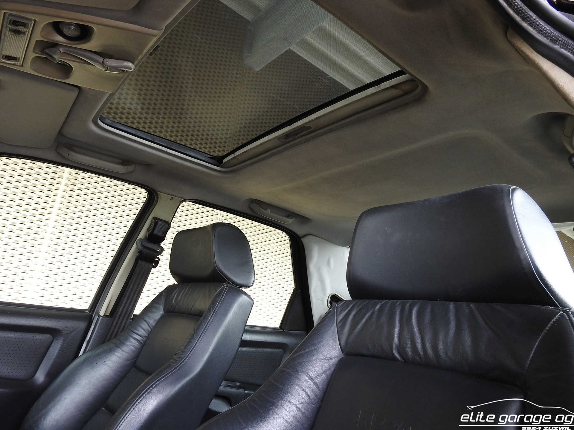 FORD Sierra 2.0i Cosworth 4x4-image-12
