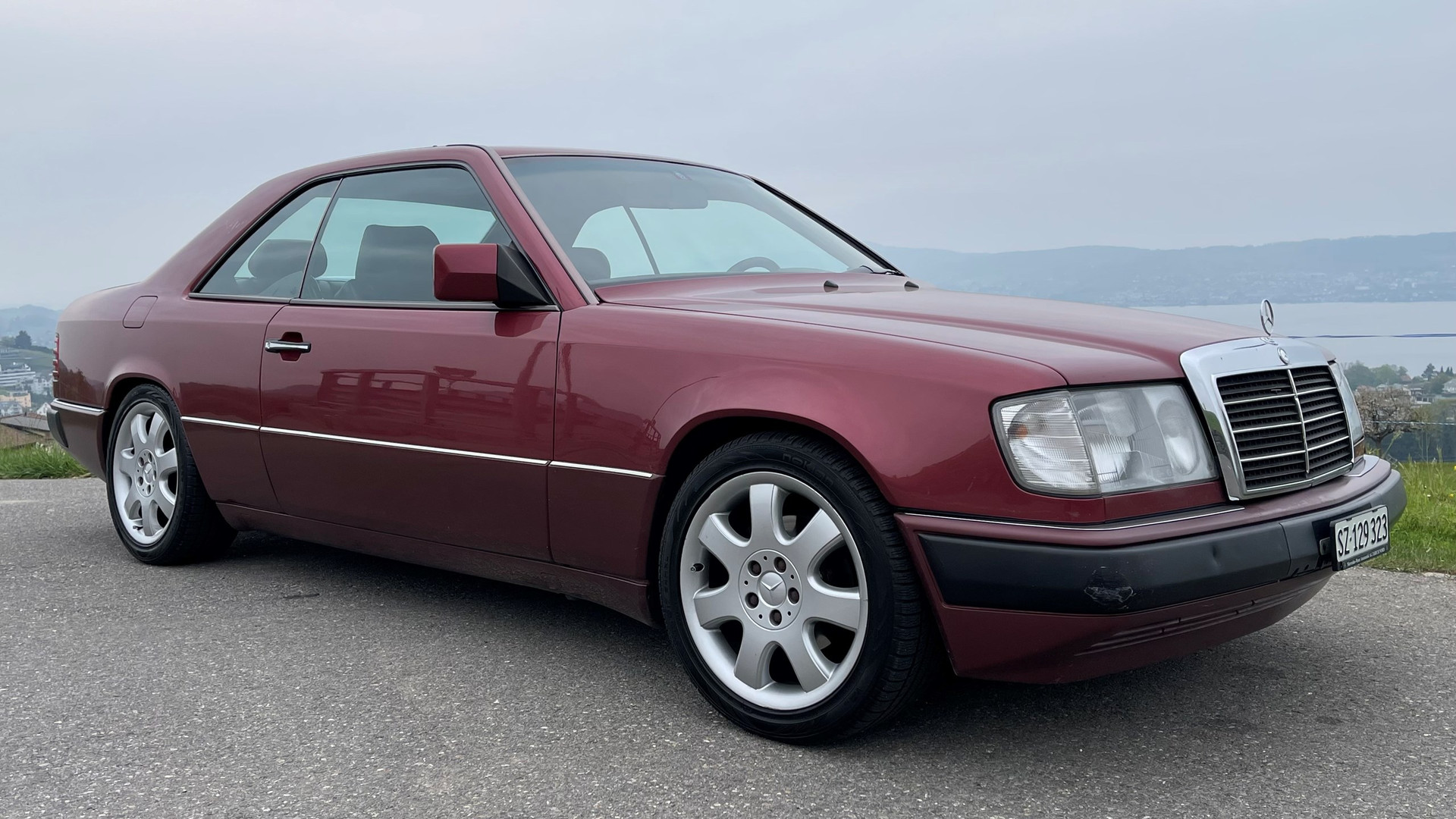 MERCEDES-BENZ 230 CE