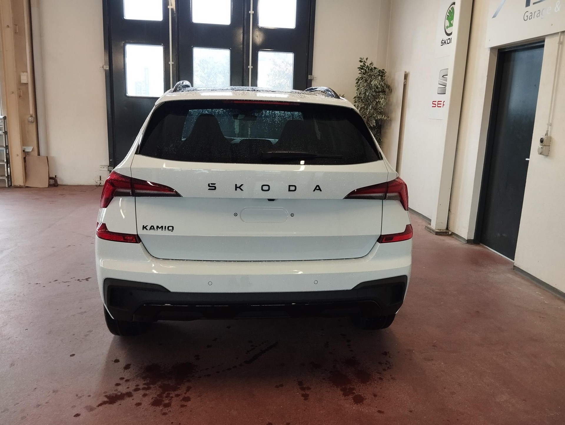SKODA Kamiq 1.0 TSI Monte Carlo DSG-image-4
