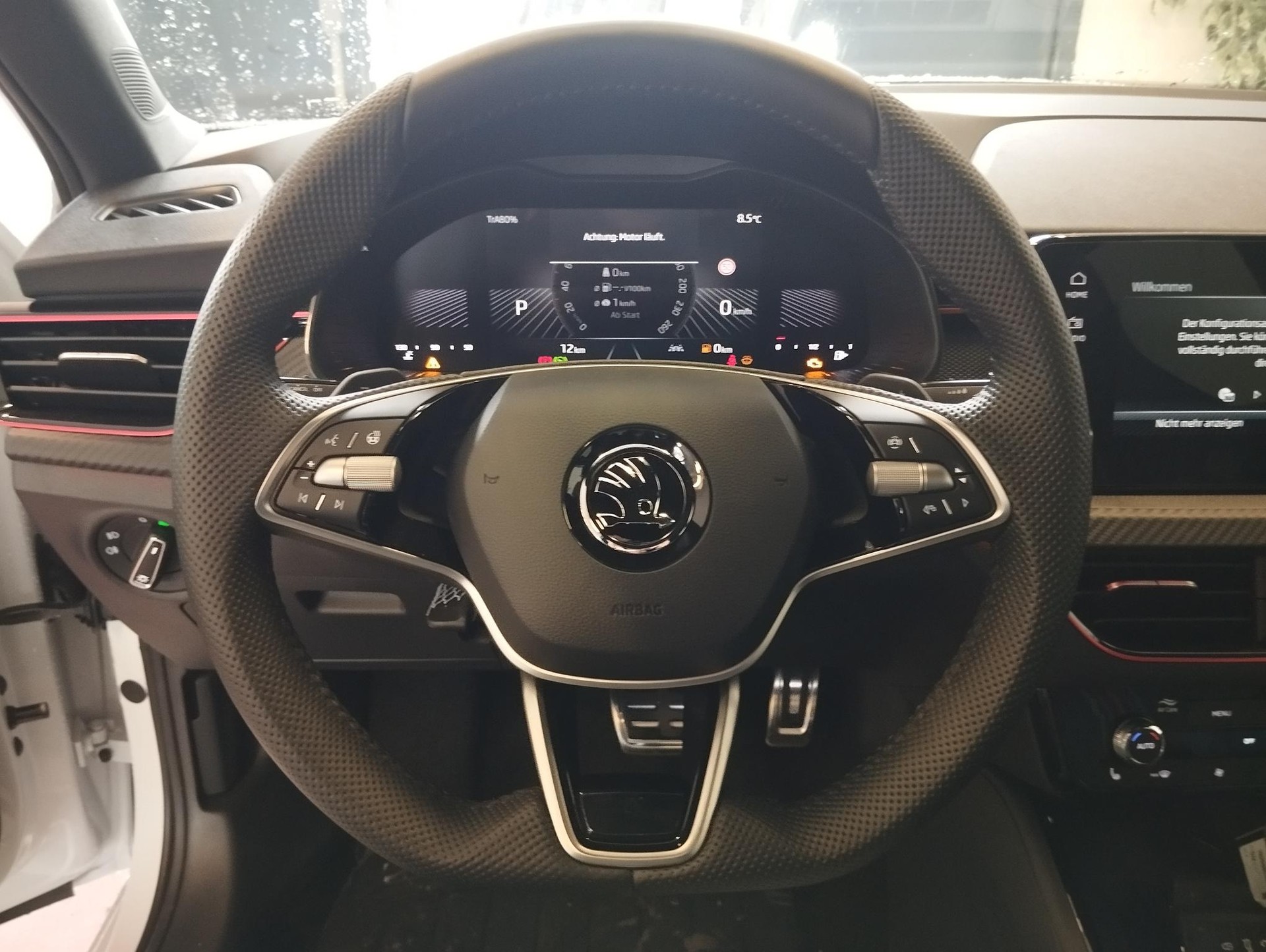 SKODA Kamiq 1.0 TSI Monte Carlo DSG-image-11