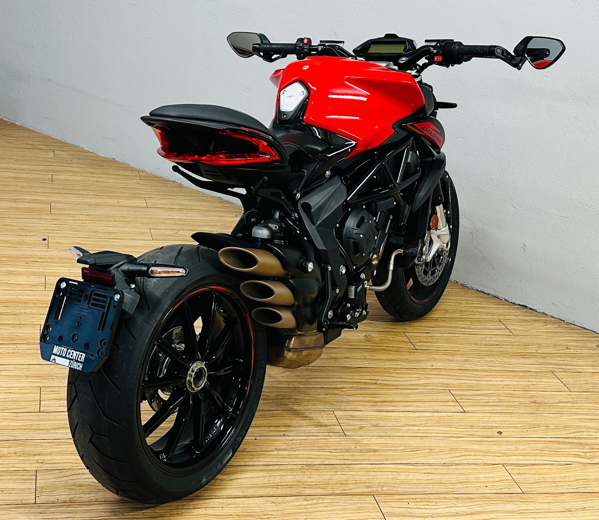 MV AGUSTA Dragster 800 Rosso-image-2