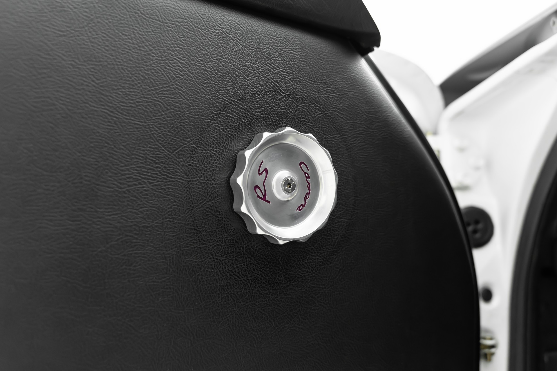 PORSCHE 911 Carrera RS-image-19