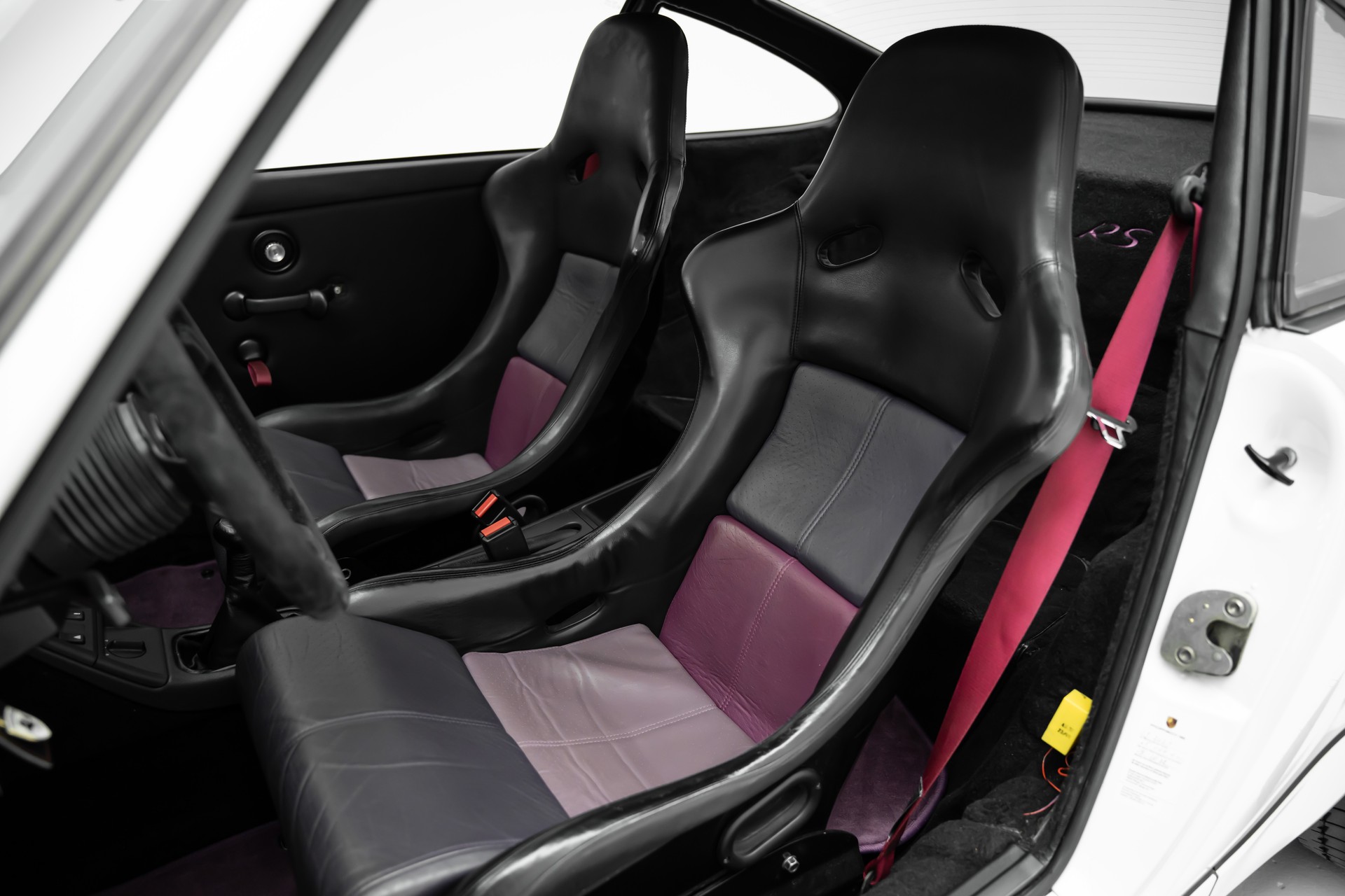 PORSCHE 911 Carrera RS-image-11