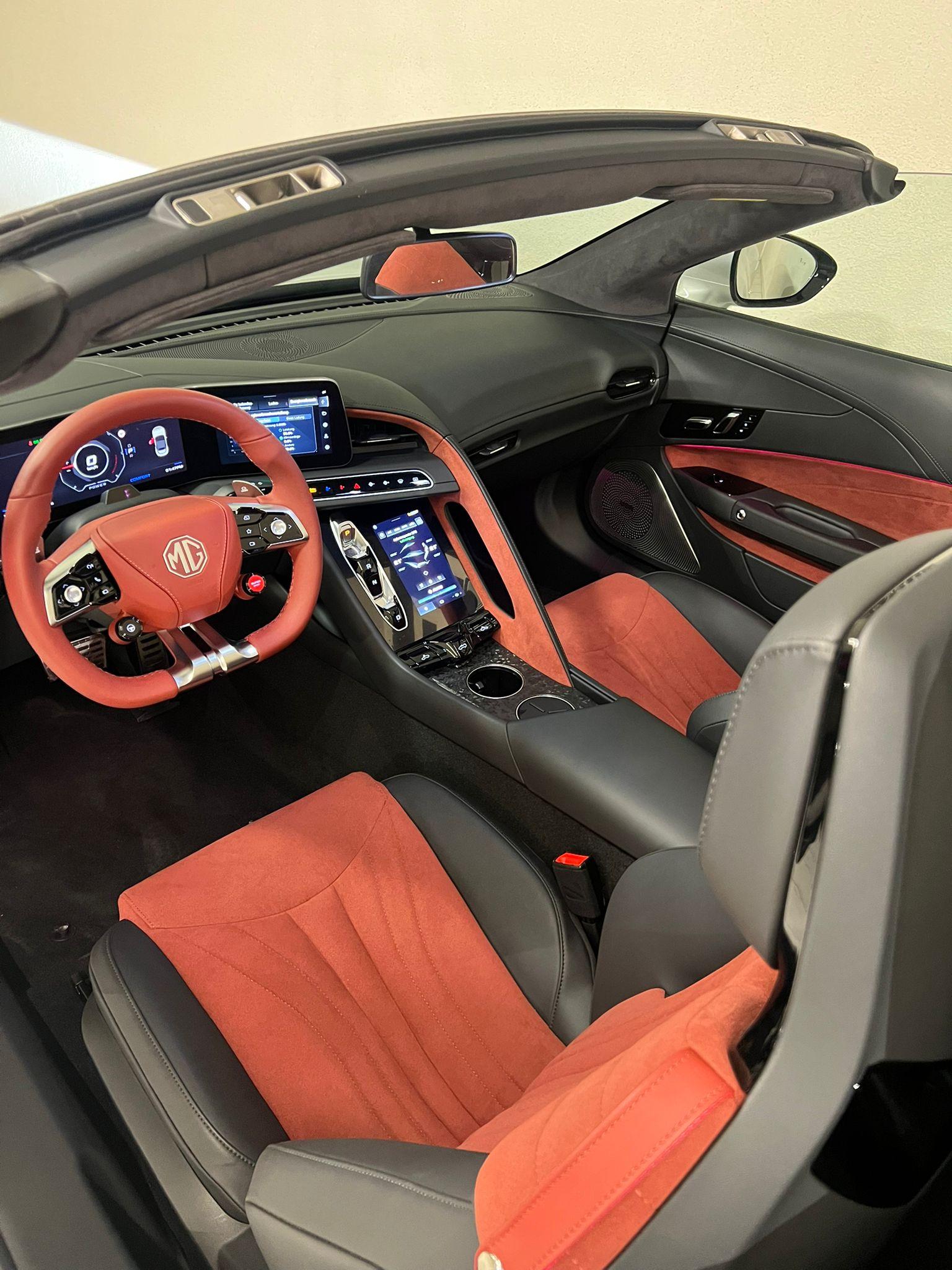 MG Cyberster 77kWh 4WD-image-8