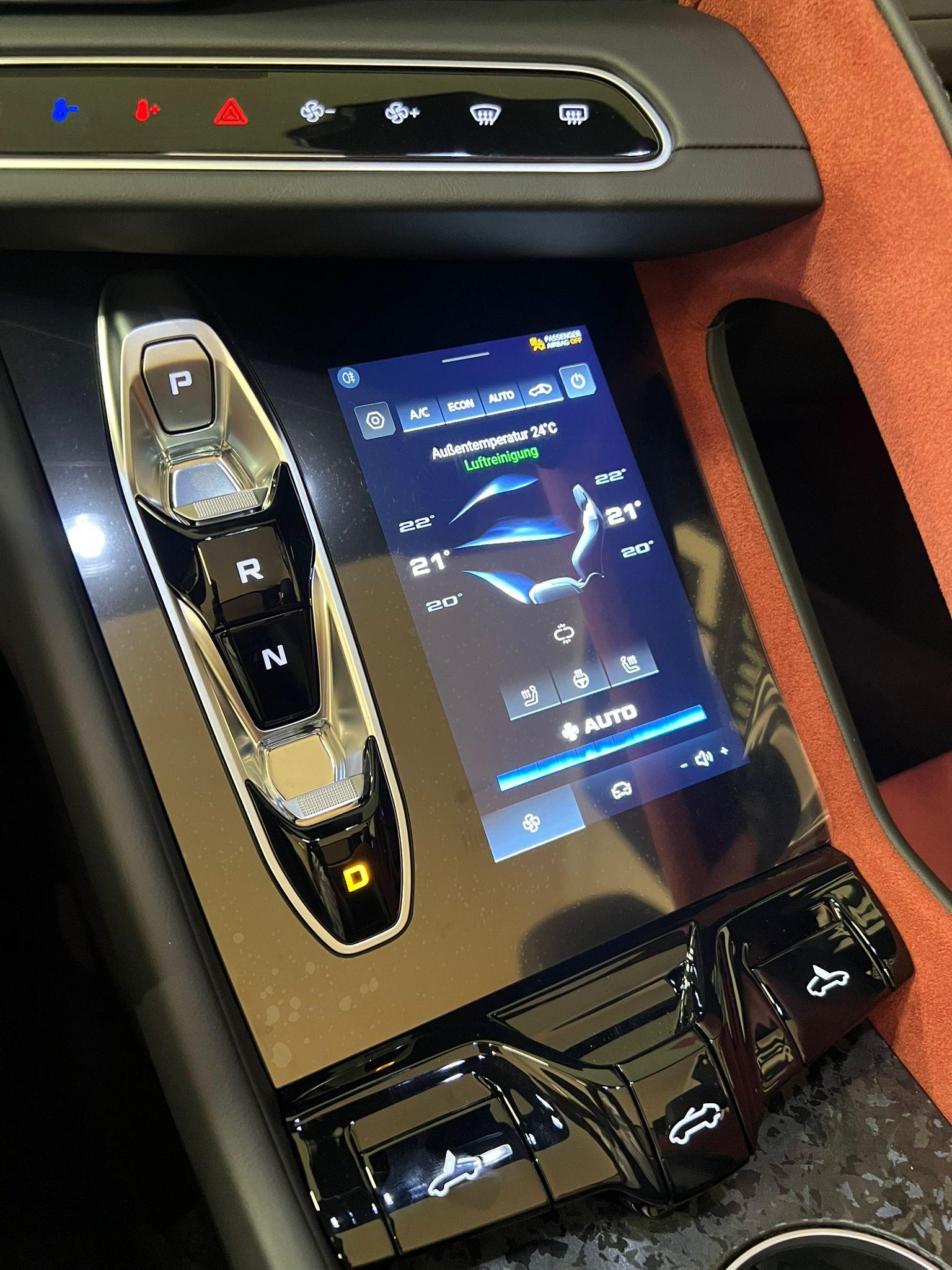 MG Cyberster 77kWh 4WD-image-11