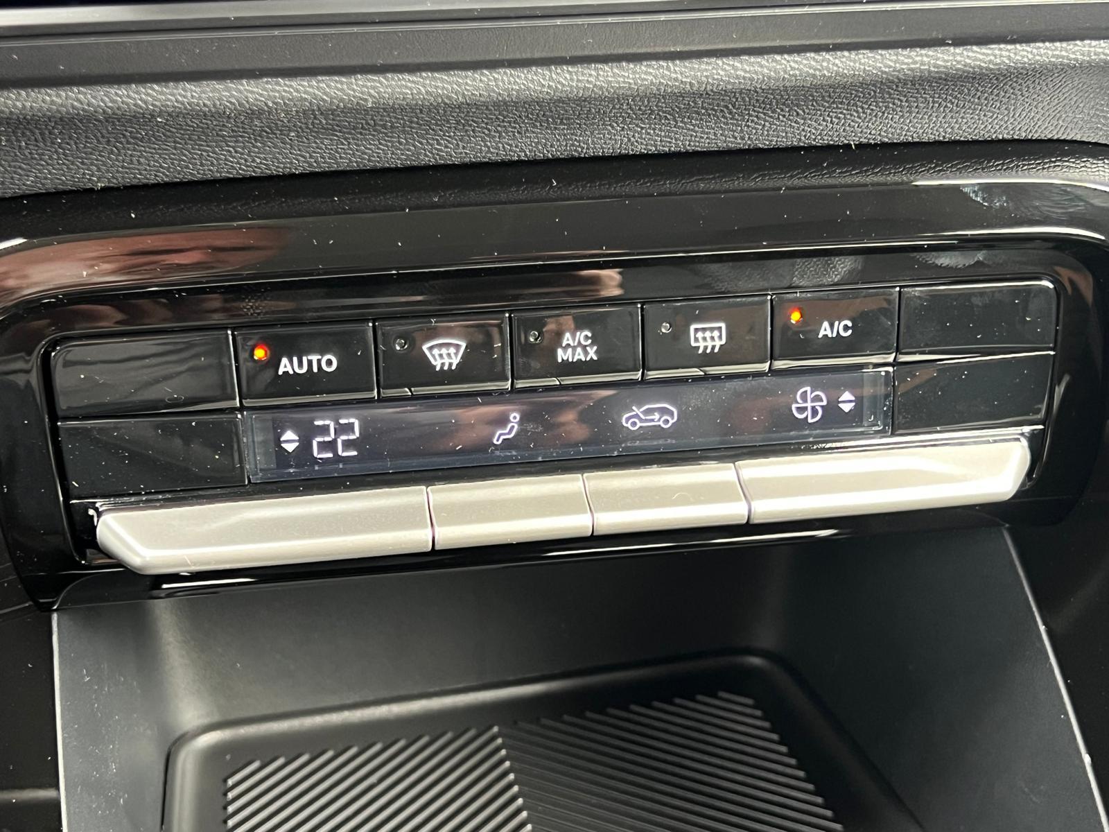 CITROEN C3 Aircross 1.2 Hybrid Plus-image-17