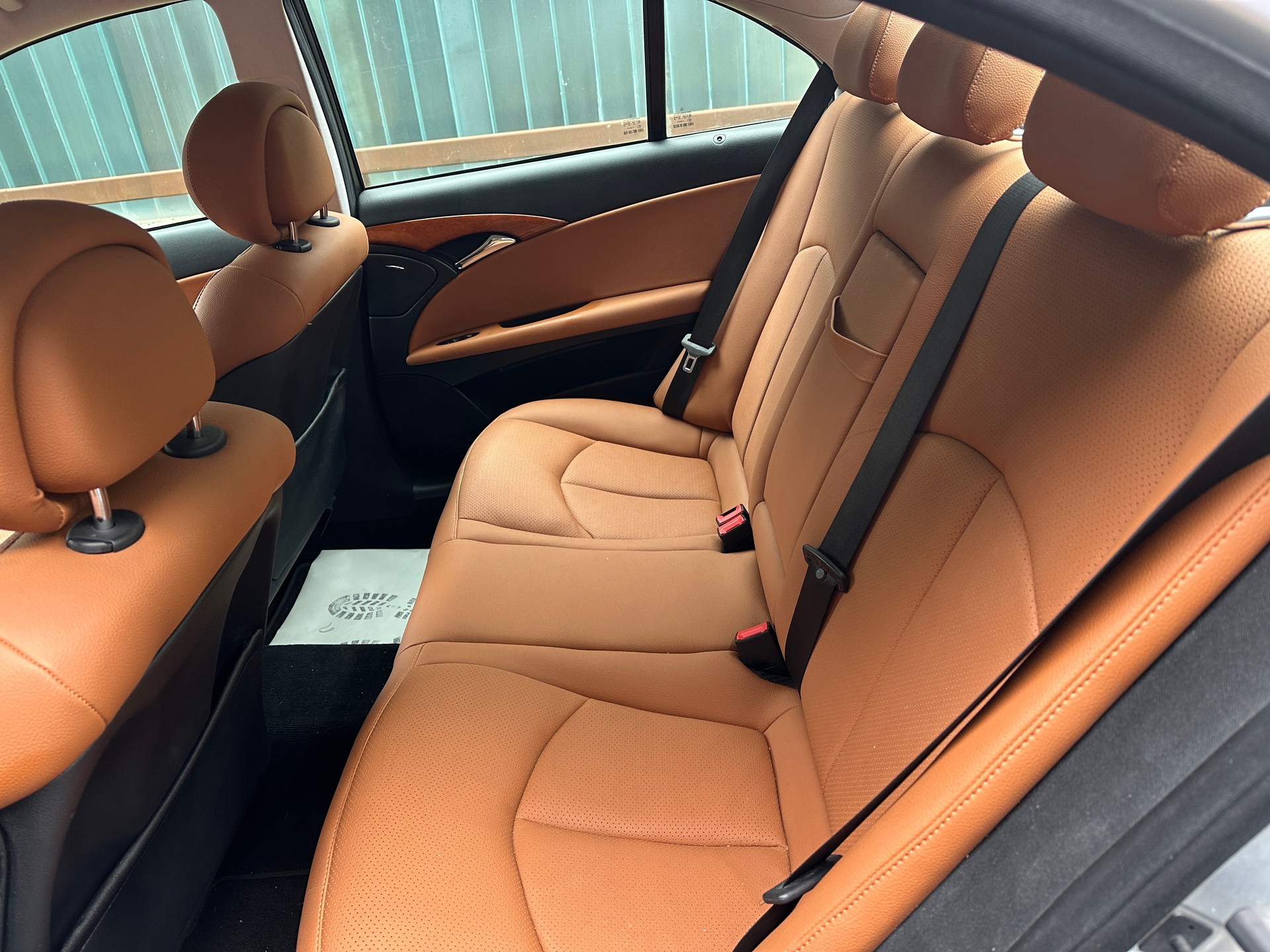 MERCEDES-BENZ E 350 Avantgarde 7G-Tronic-image-9