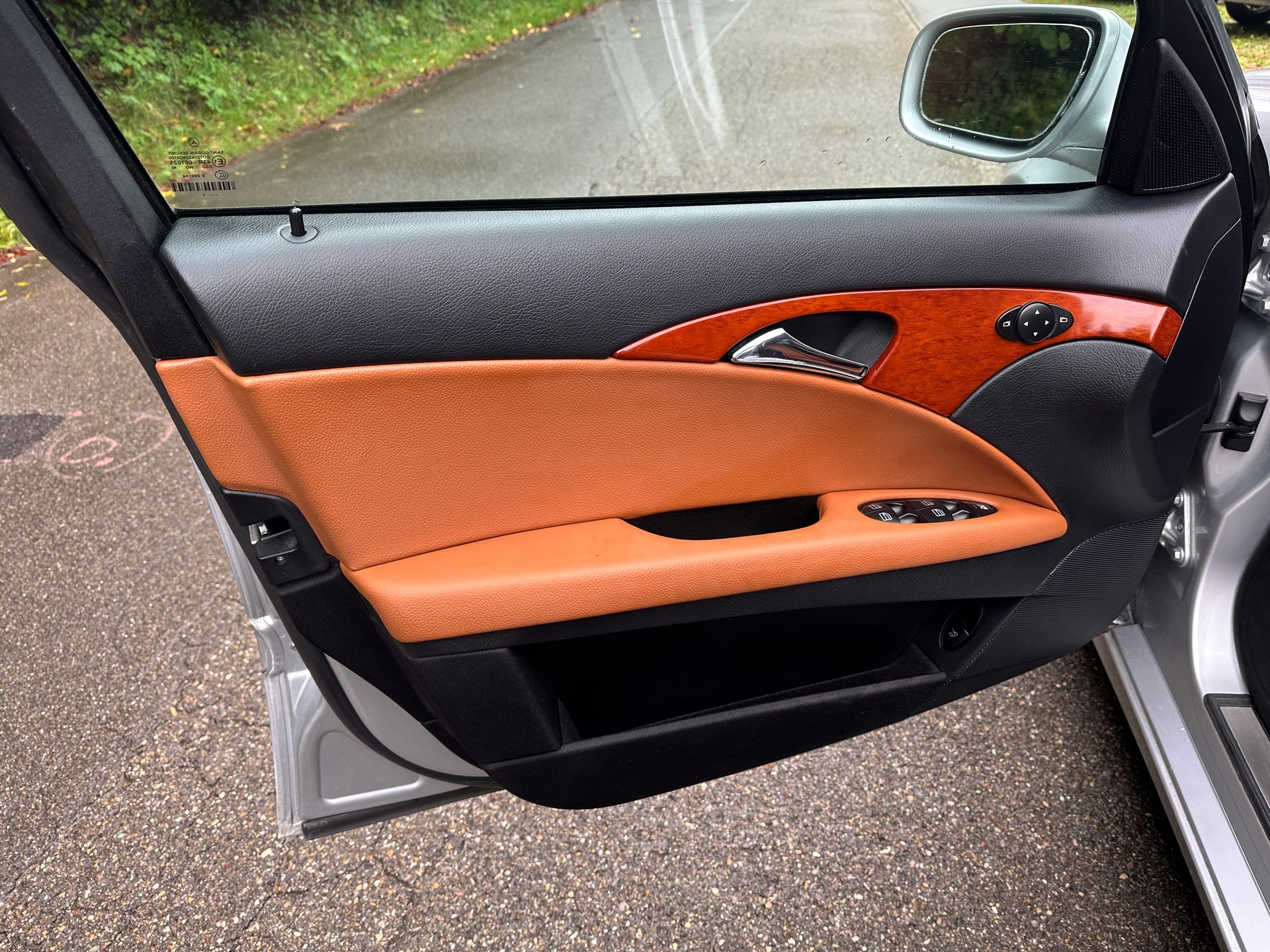 MERCEDES-BENZ E 350 Avantgarde 7G-Tronic-image-10