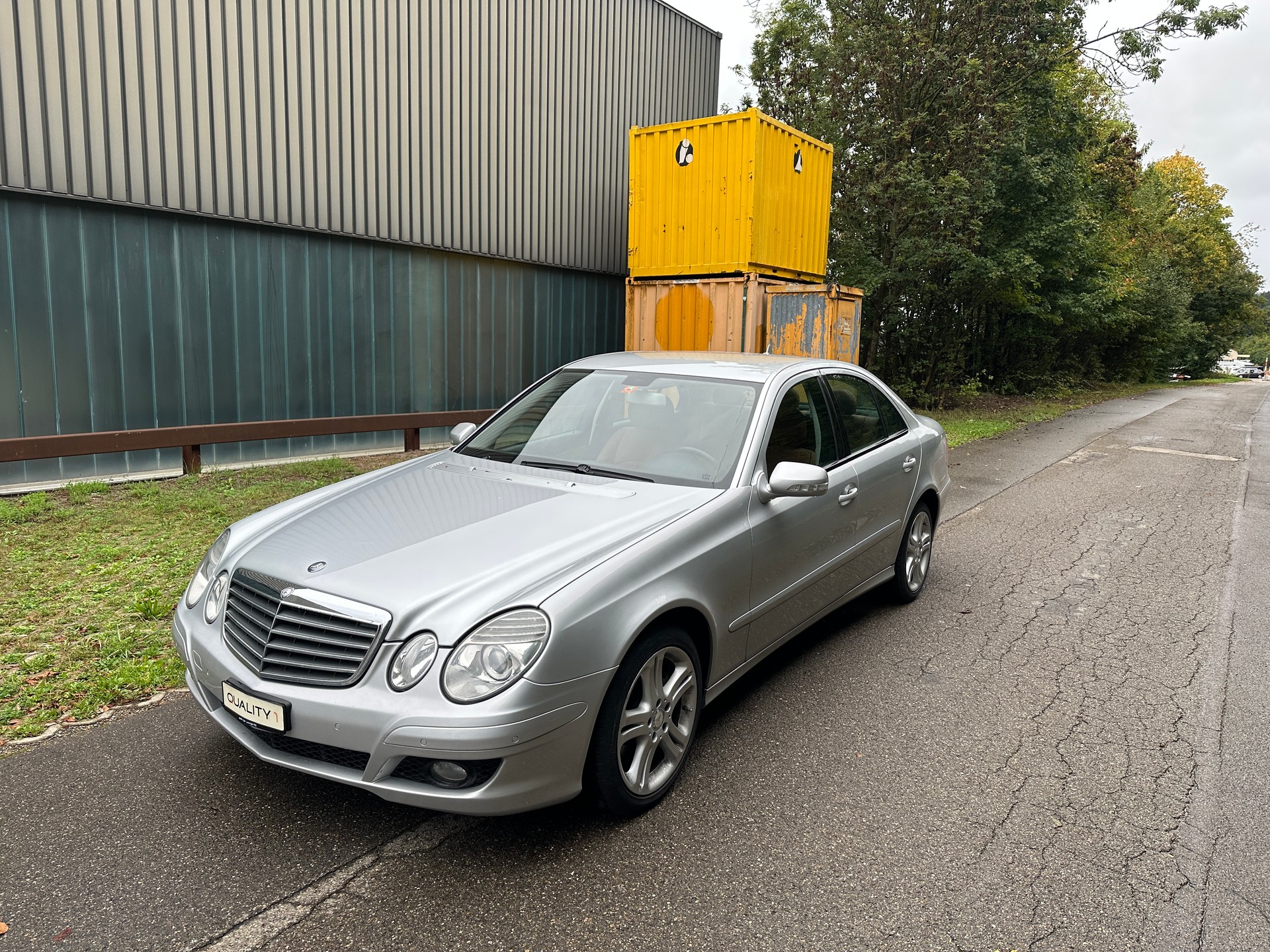 MERCEDES-BENZ E 350 Avantgarde 7G-Tronic-image-3
