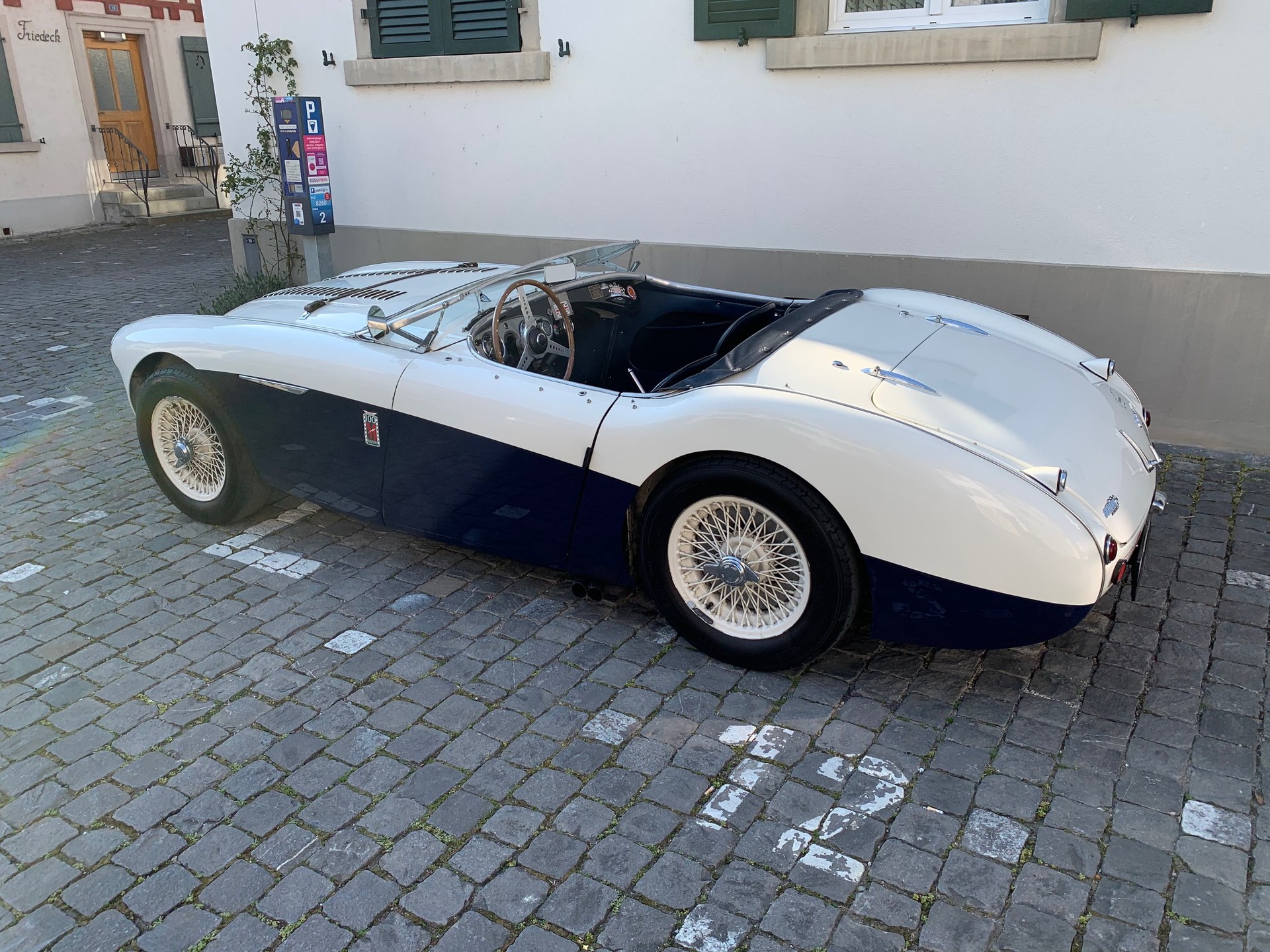 AUSTIN-HEALEY 100M Factory built original Le Mans