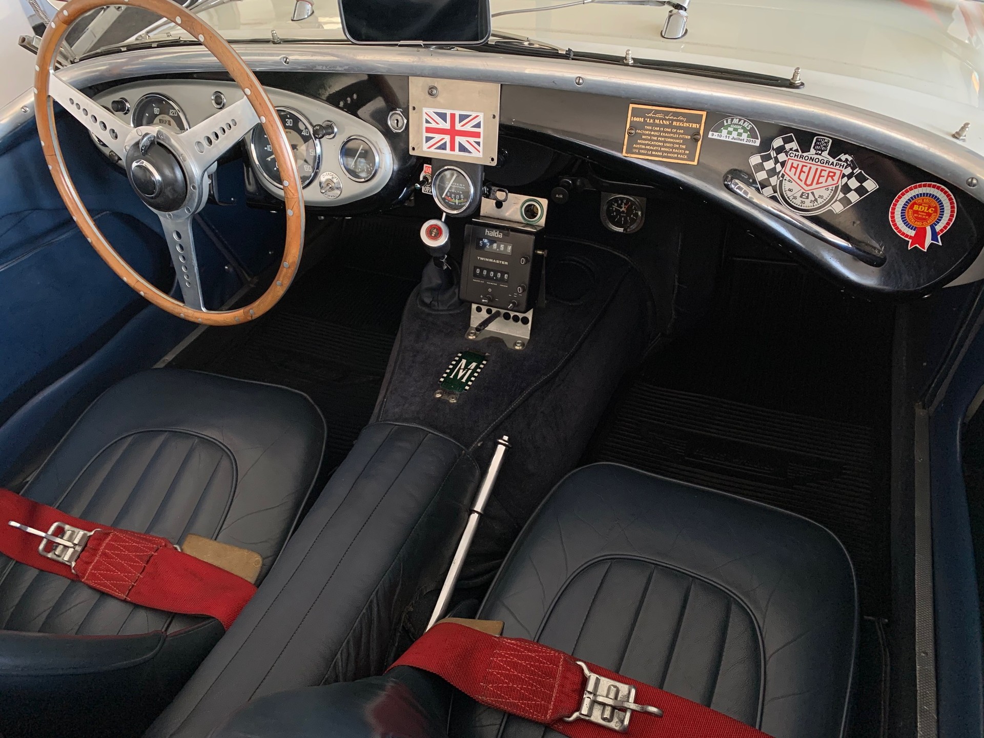 AUSTIN-HEALEY 100M Factory built original Le Mans-image-9