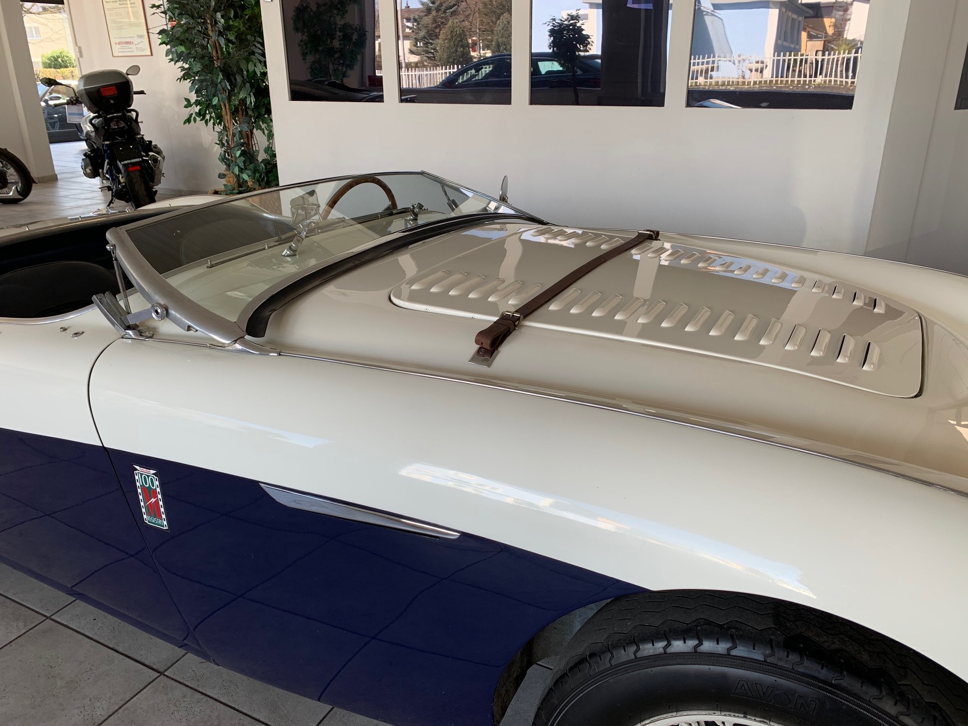 AUSTIN-HEALEY 100M Factory built original Le Mans-image-7