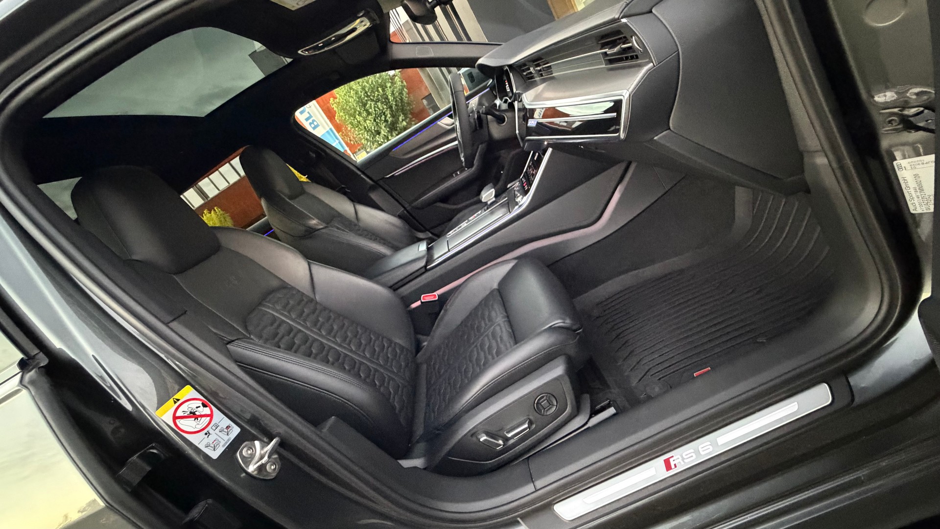 AUDI RS6 Avant 4.0 TFSI V8 quattro ♦️ RS Paket PLUS* NP CHF*214`017.-♦️-image-11