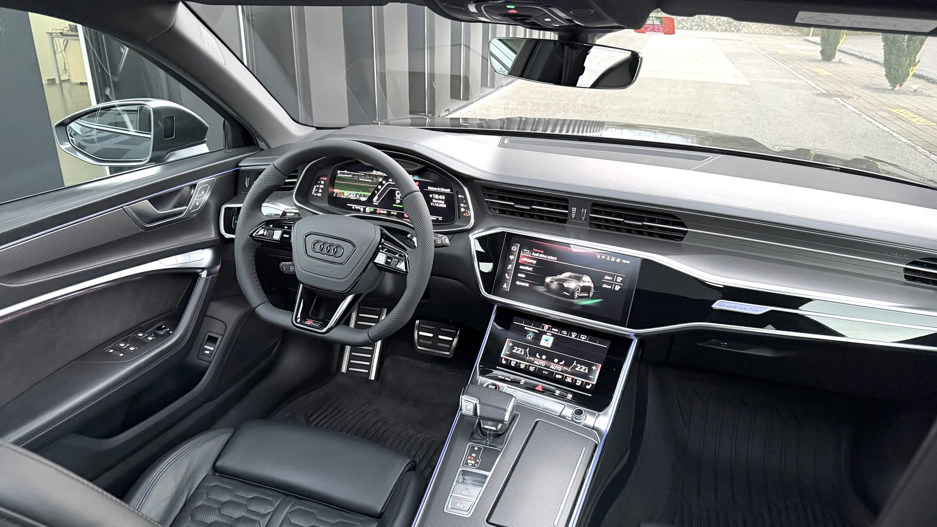AUDI RS6 Avant 4.0 TFSI V8 quattro ♦️ RS Paket PLUS* NP CHF*214`017.-♦️-image-8