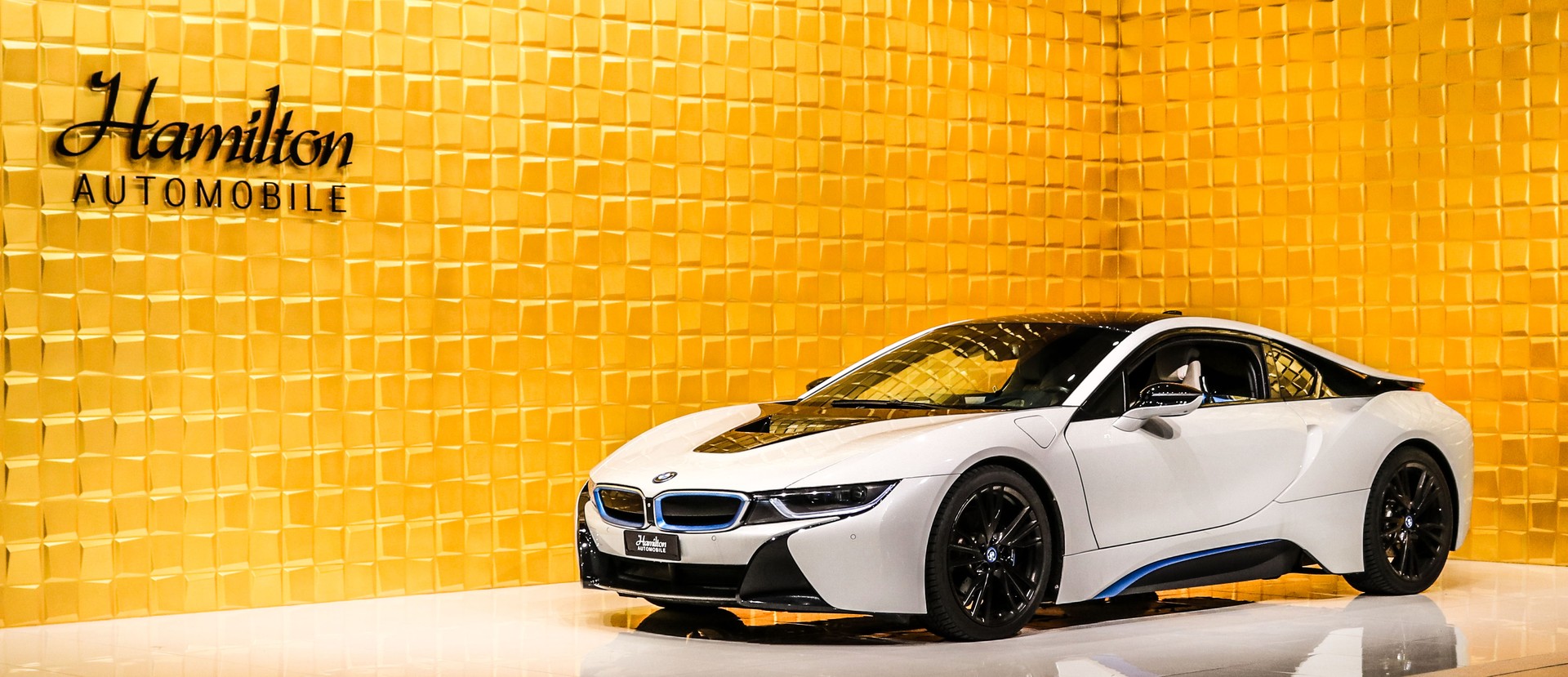 BMW i8 Coupé-showroom-element-1