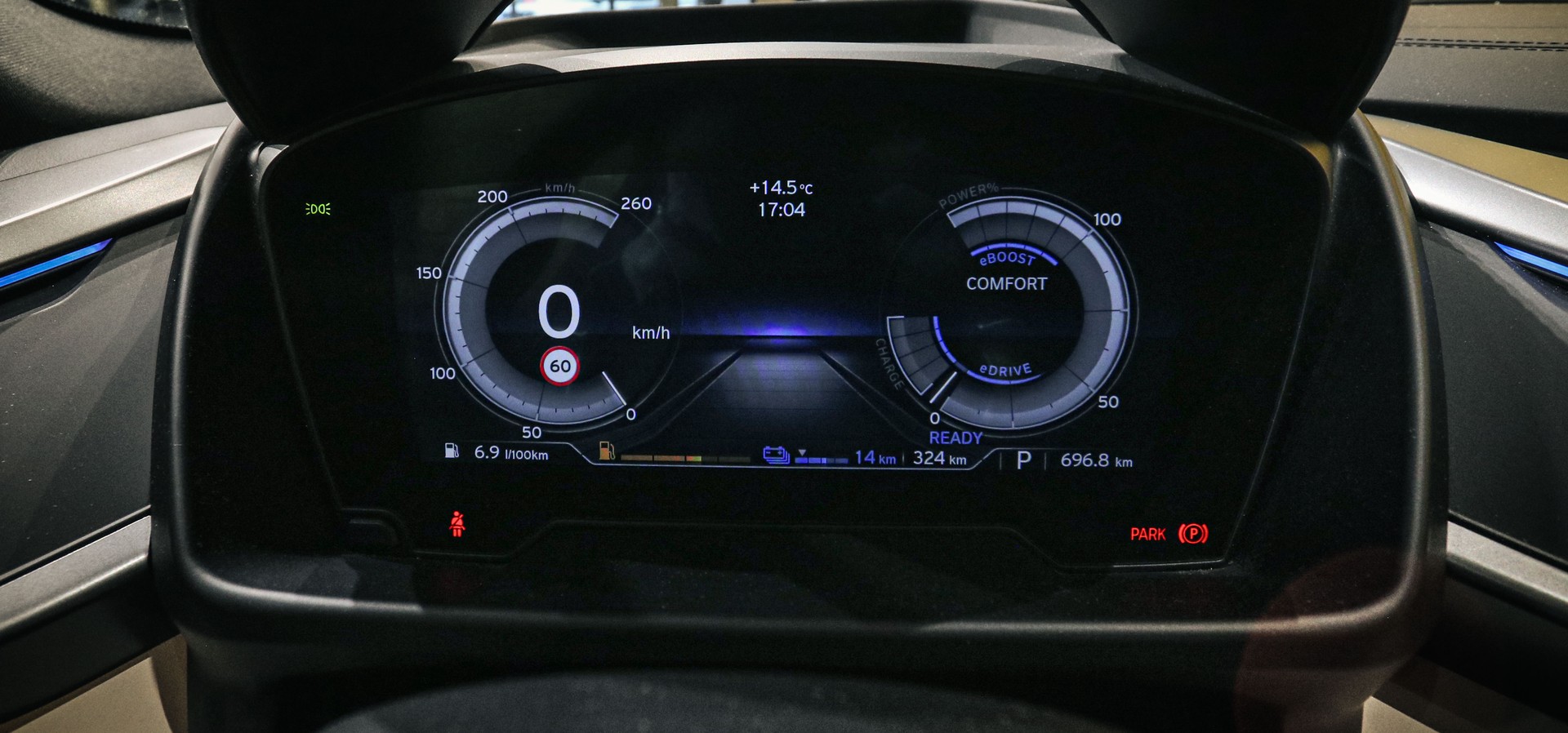 BMW i8 Coupé-image-15