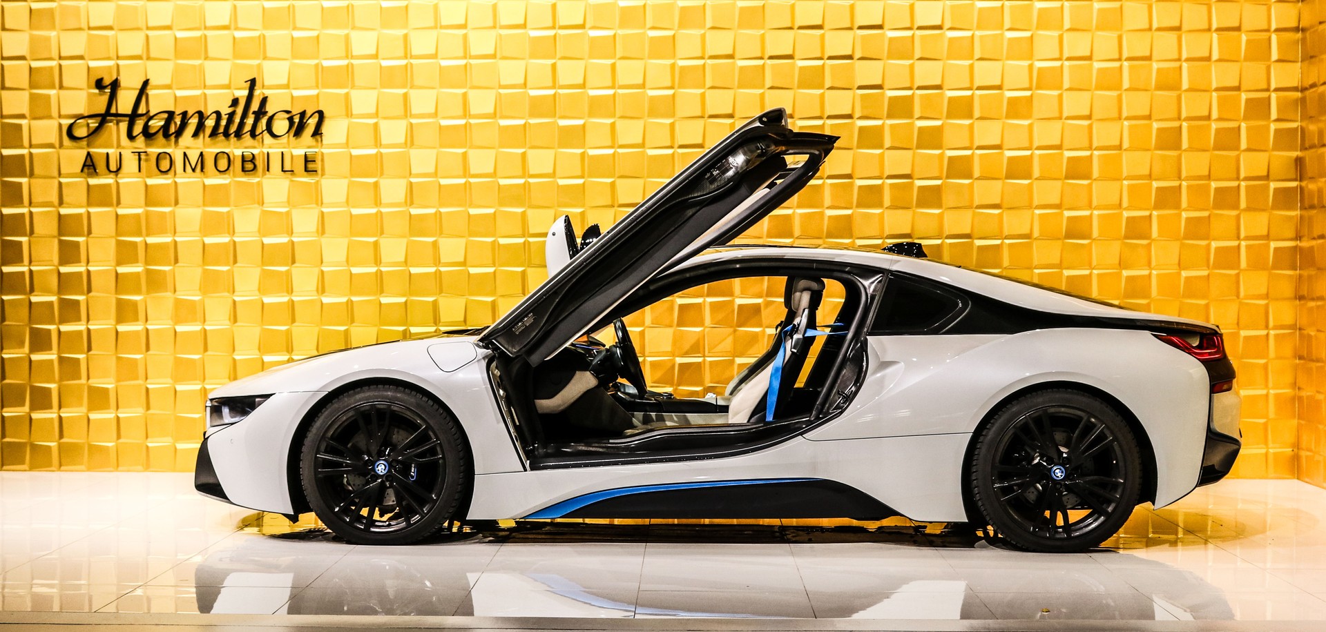 BMW i8 Coupé-image-5