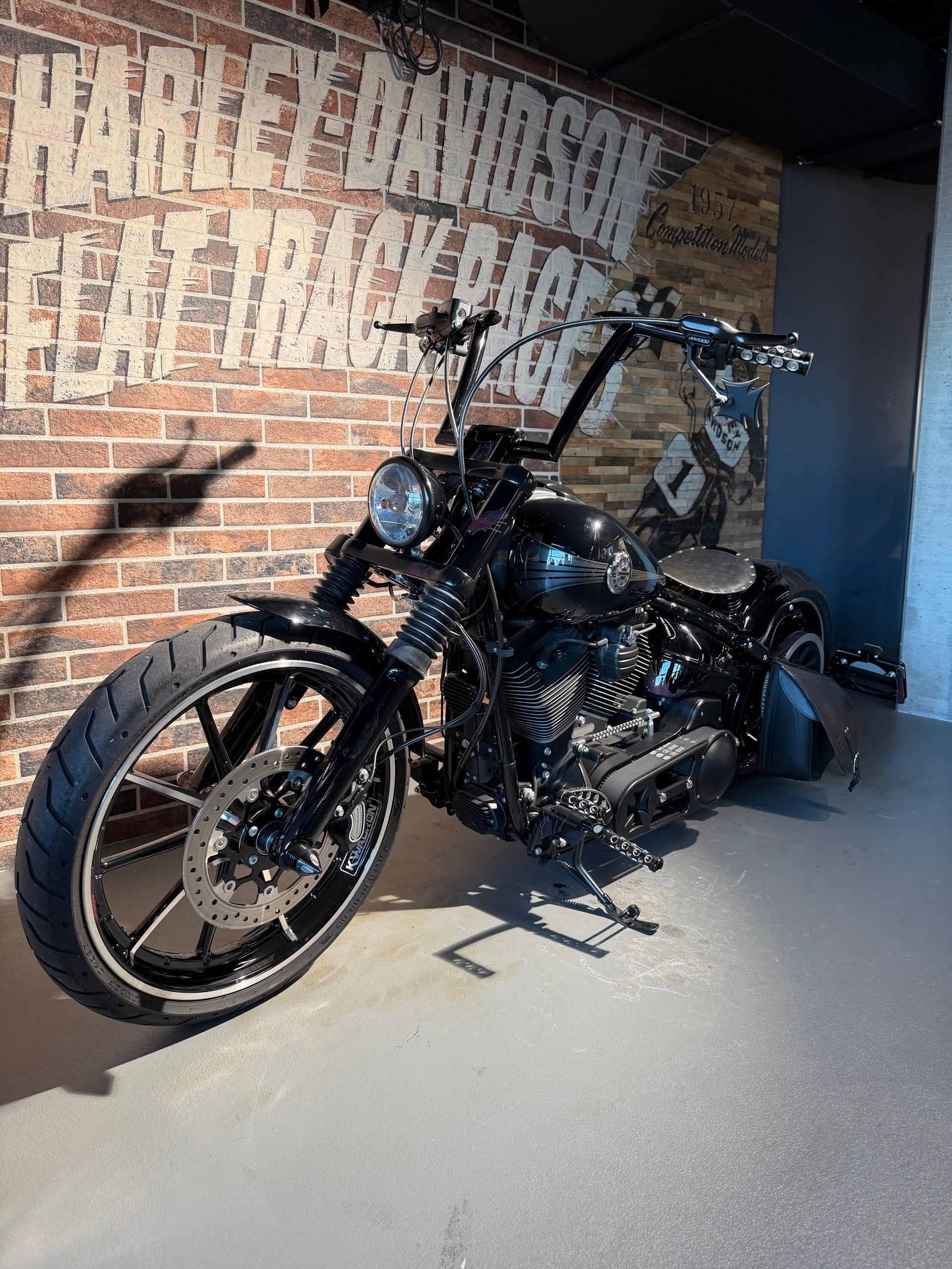 HARLEY-DAVIDSON FXSB Breakout 103 ABS-image-2