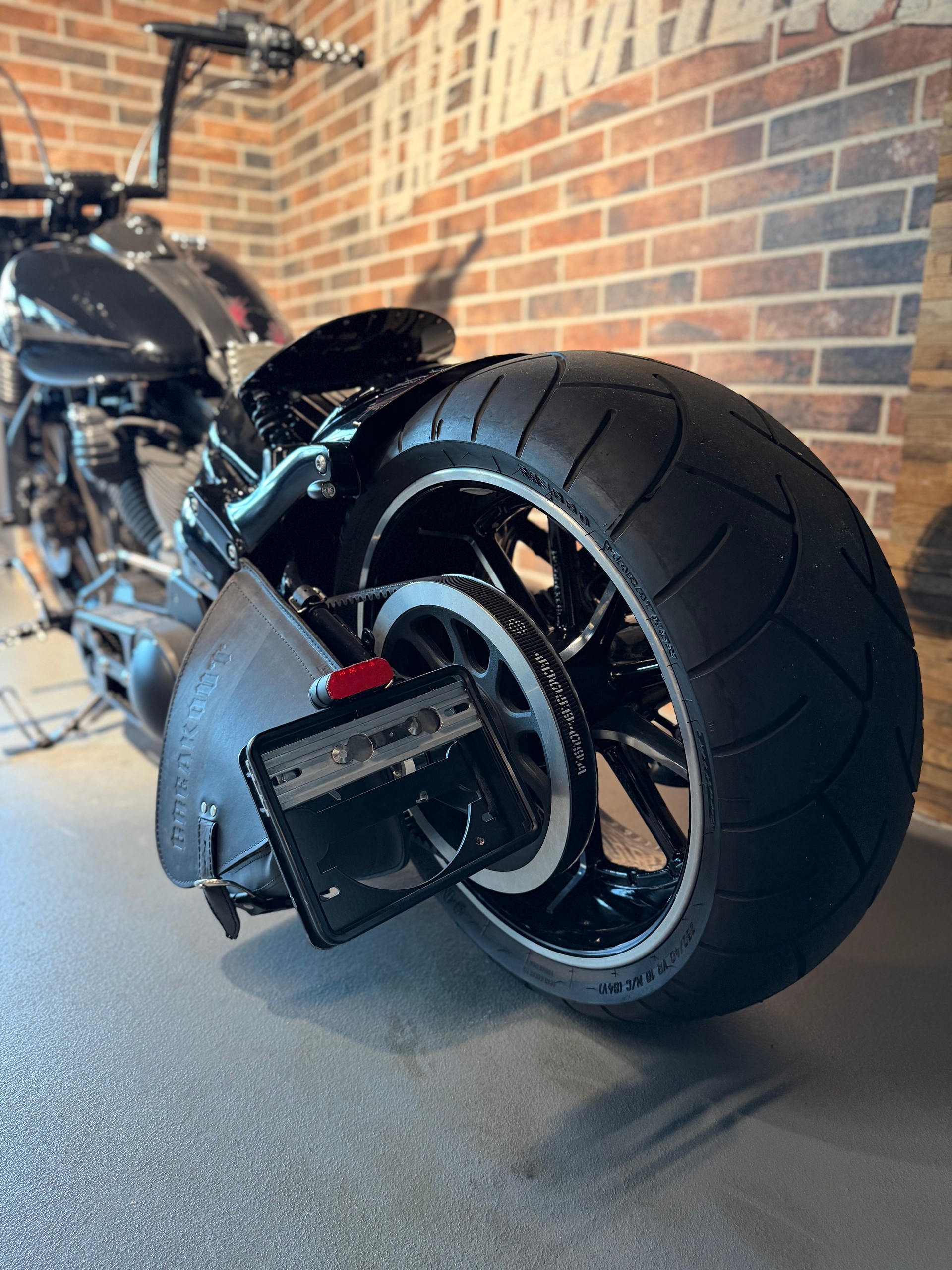 HARLEY-DAVIDSON FXSB Breakout 103 ABS-image-6