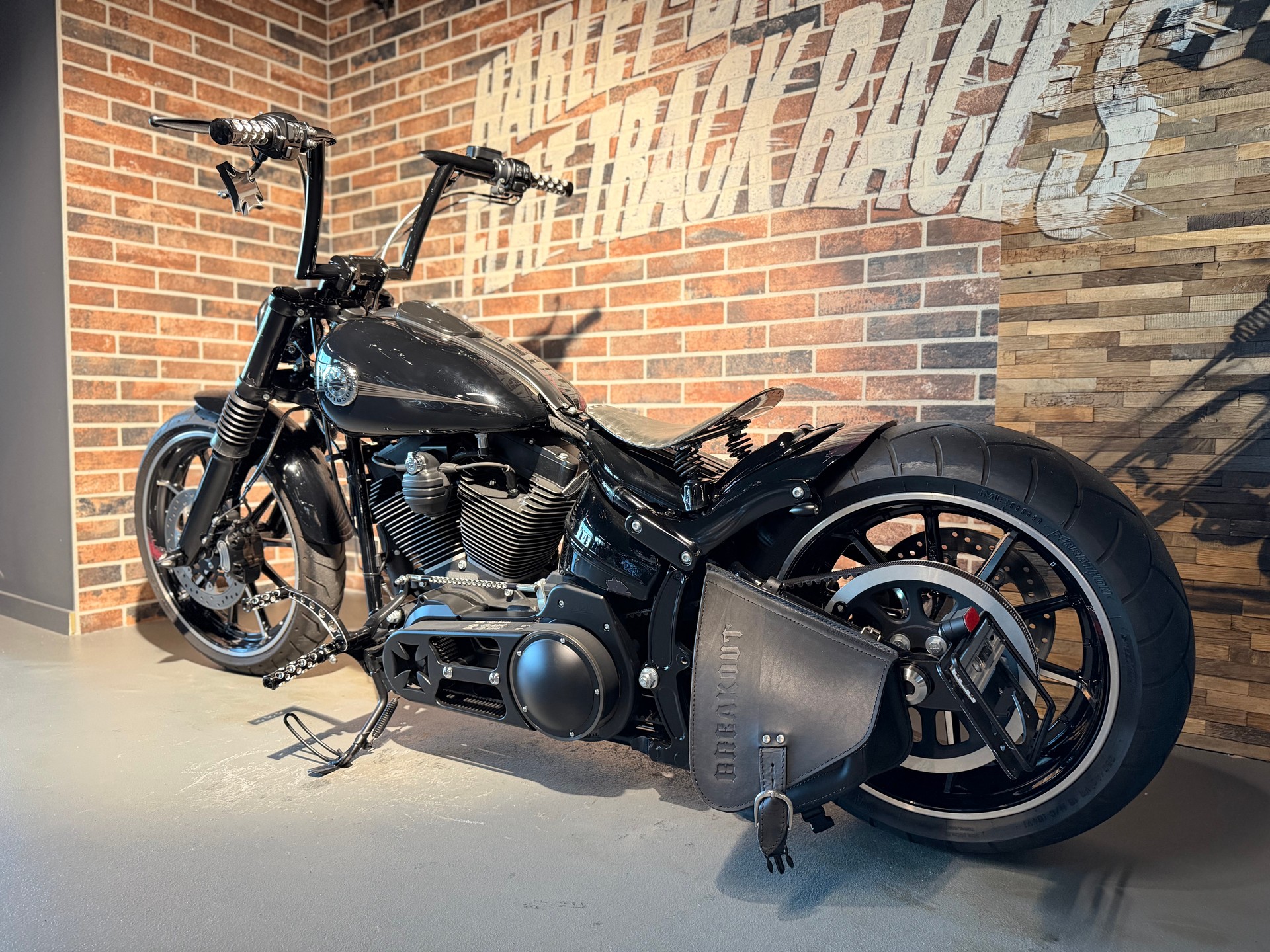 HARLEY-DAVIDSON FXSB Breakout 103 ABS-image-4