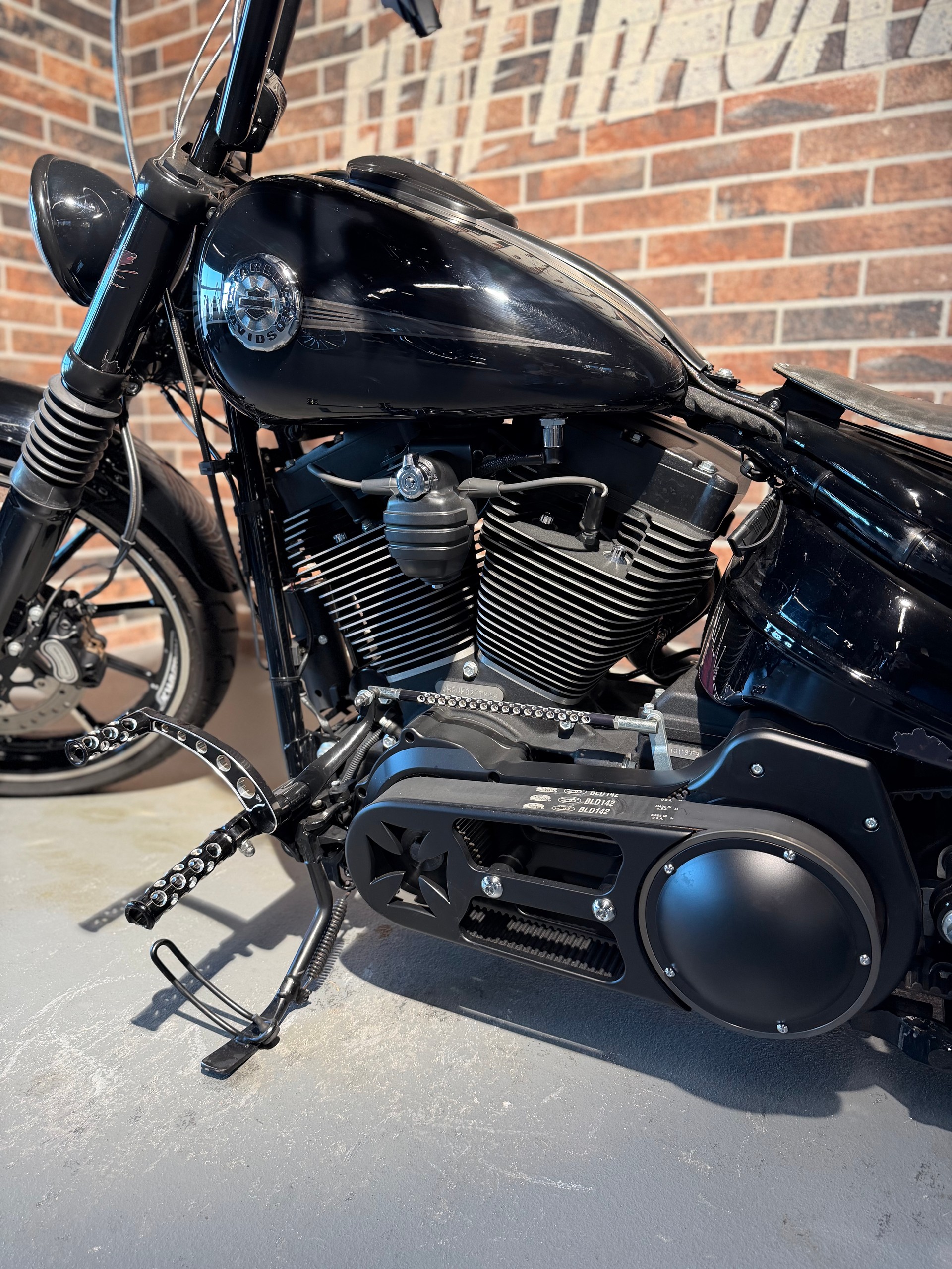 HARLEY-DAVIDSON FXSB Breakout 103 ABS-image-1