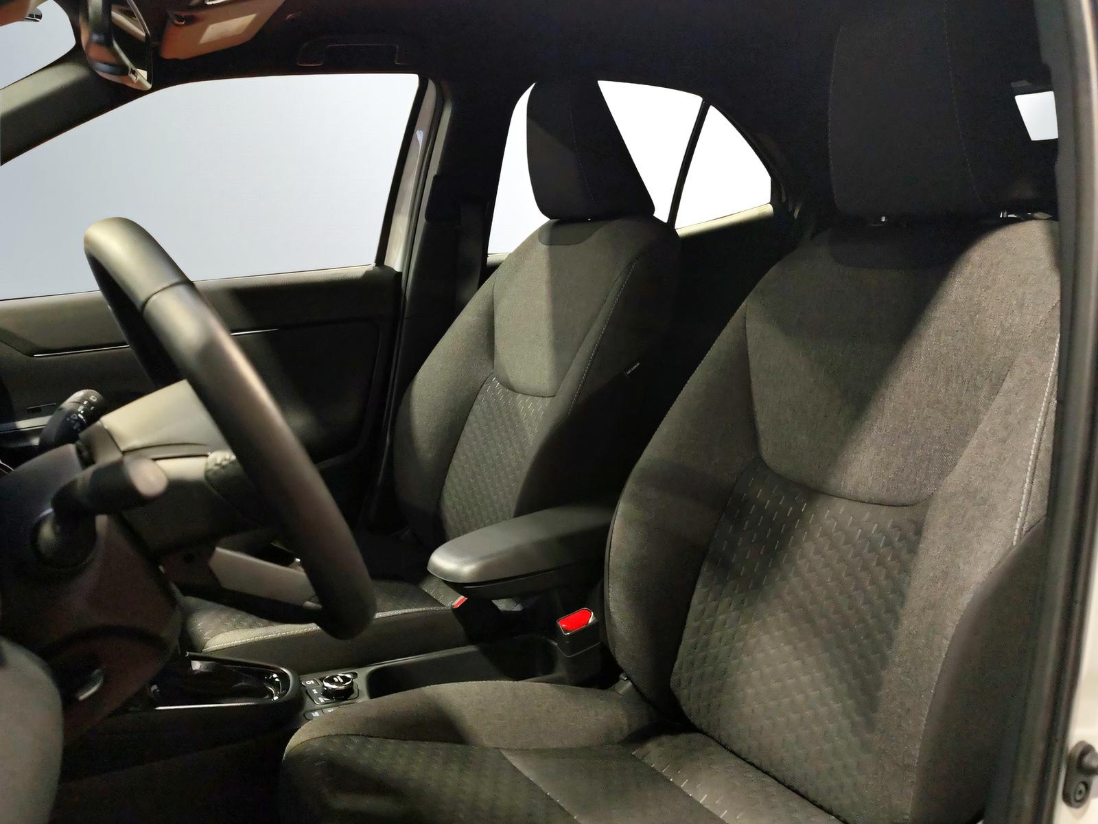 TOYOTA Yaris Cross 1.5 VVT-i HSD Trend AWD-i-image-8
