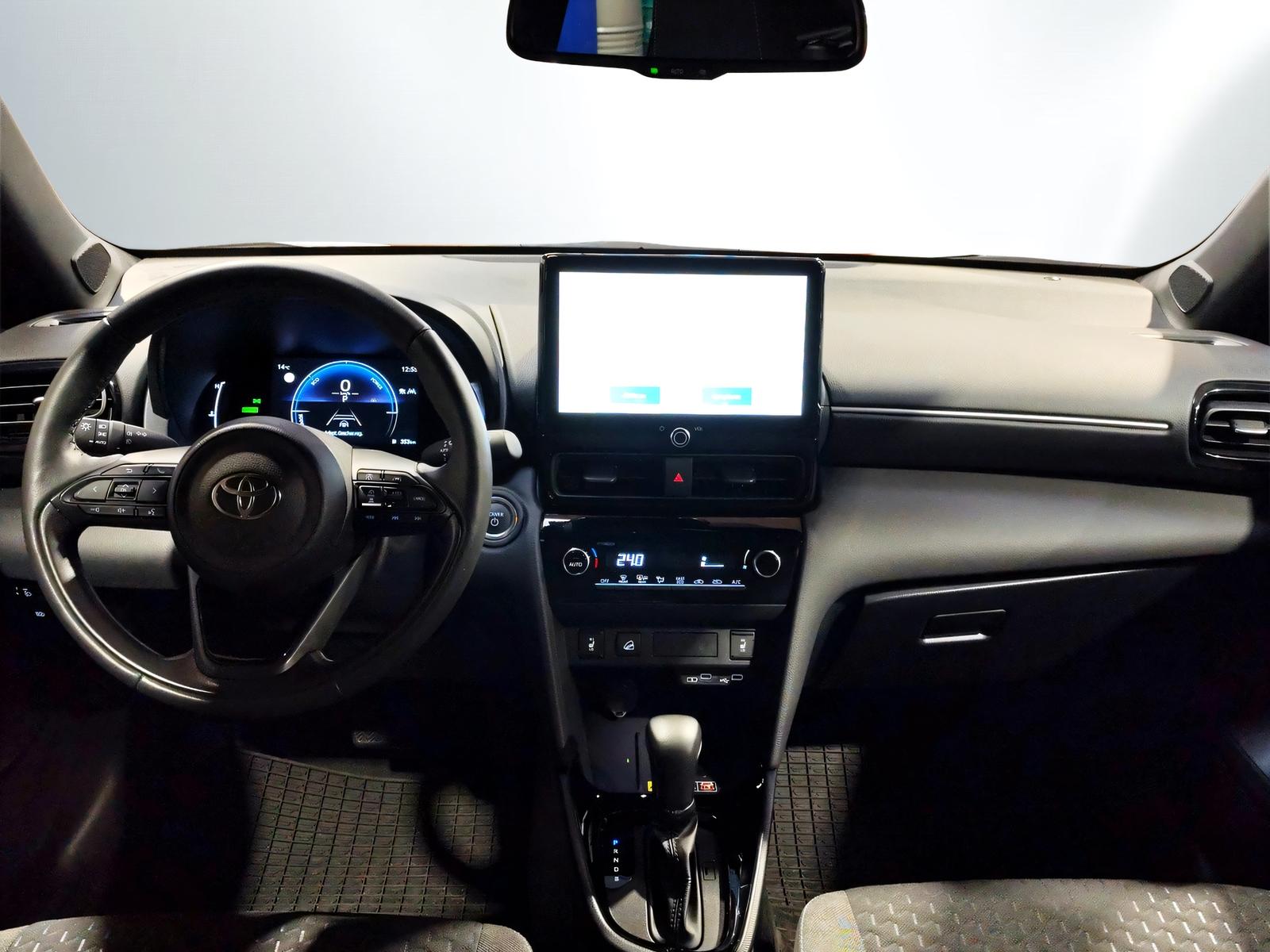 TOYOTA Yaris Cross 1.5 VVT-i HSD Trend AWD-i-image-9