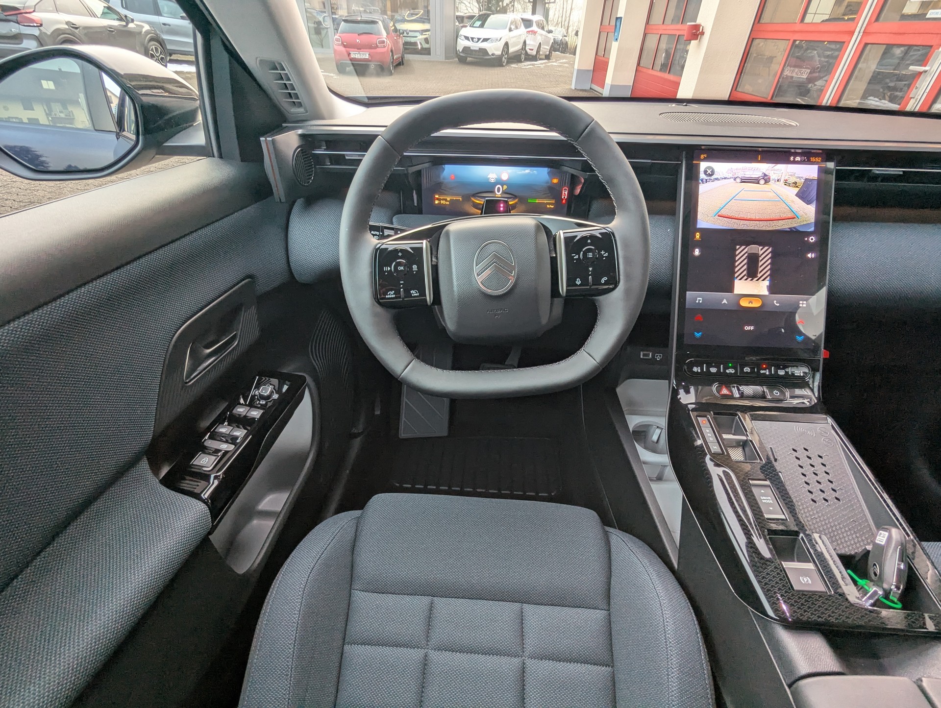 CITROEN C5 Aircross 1.2 HEV Plus Automat-image-12