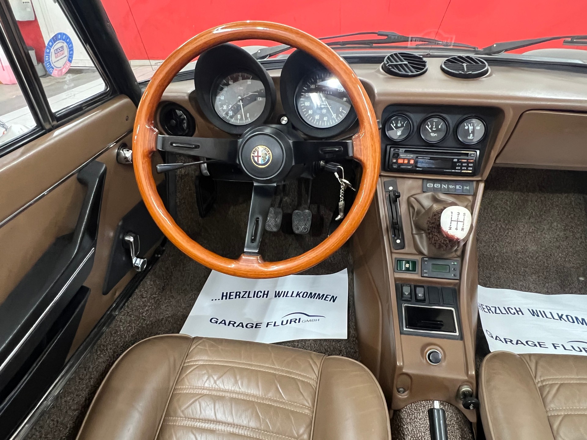 ALFA ROMEO Spider 2.0 (Veloce)-image-11