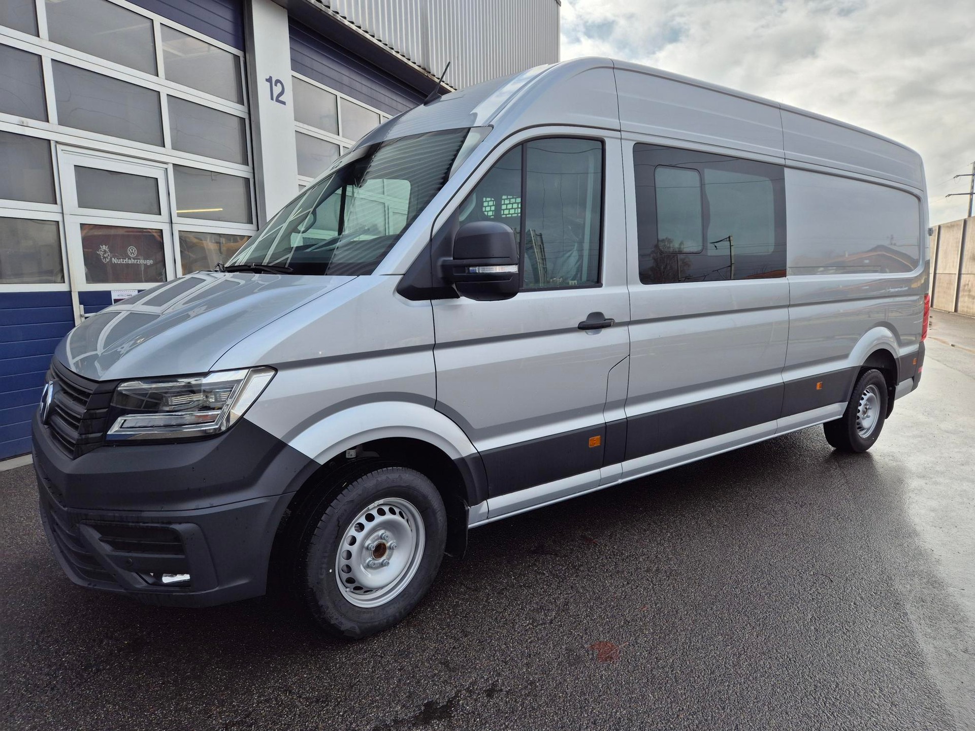 VW Crafter 35 2.0 BiTDI L4 HD A