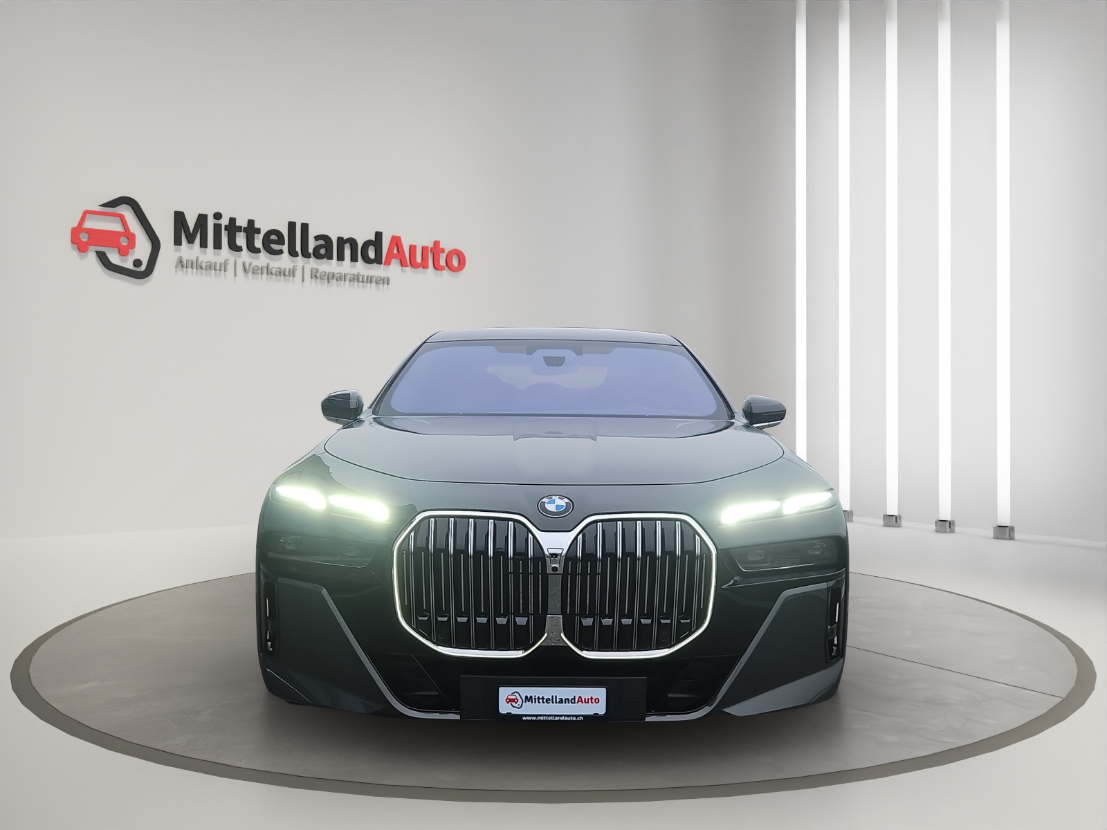 BMW 740d xDrive 48V M Sport Steptronic-showroom-element-1