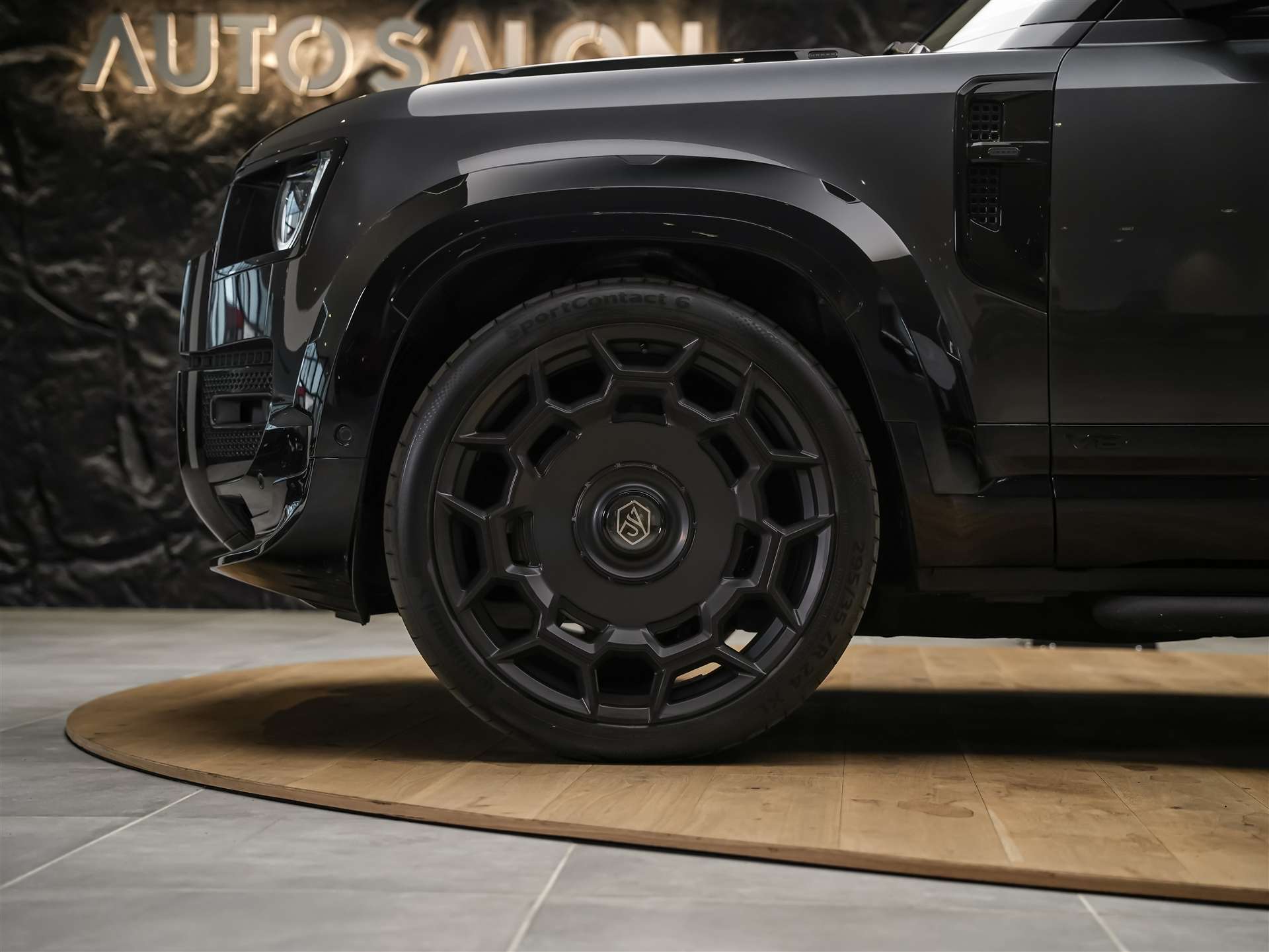LAND ROVER Defender 110 5.0 V8 SC *URBAN*24" Felgen*Werksgarantie*AHK*-image-19