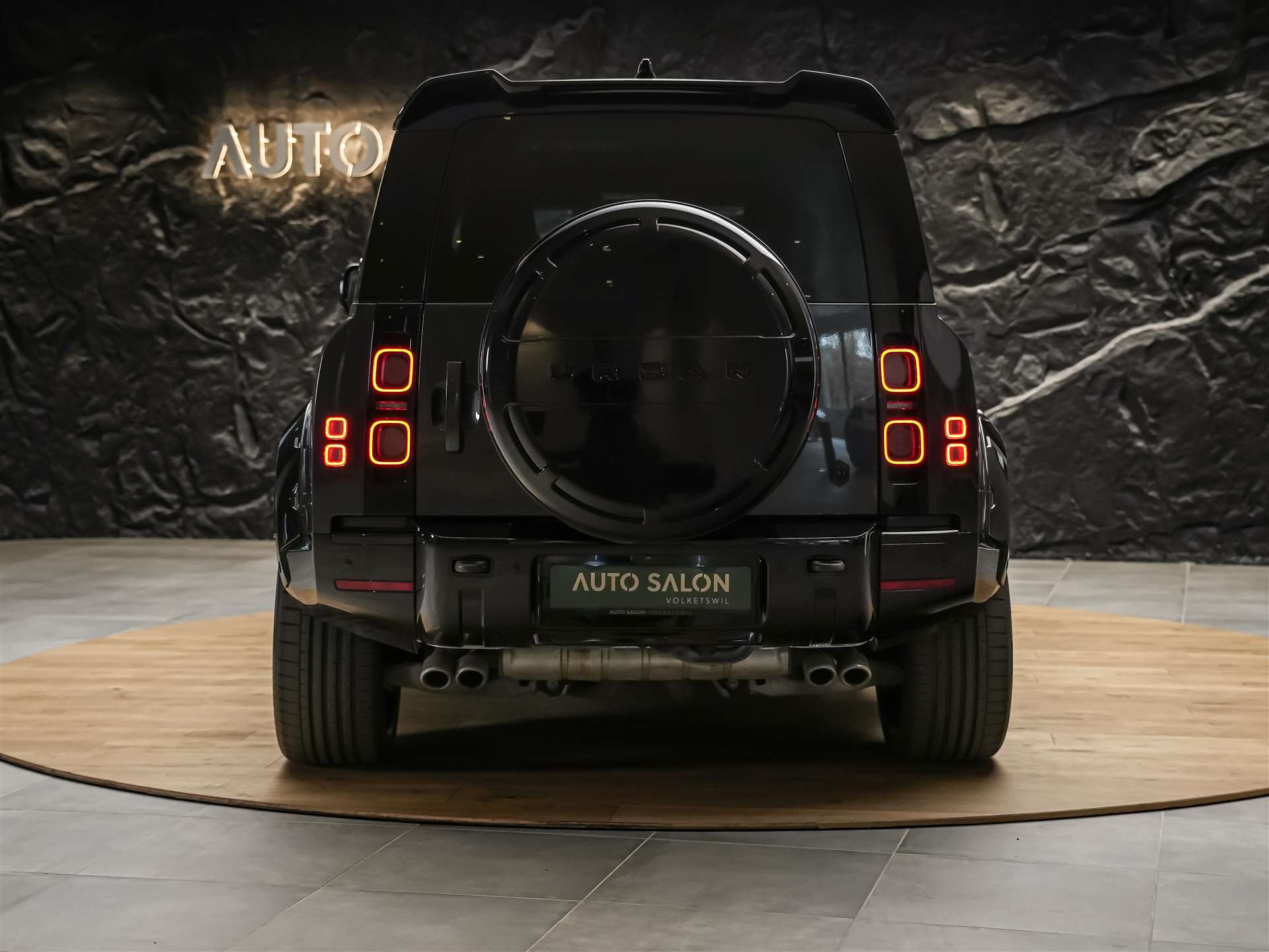 LAND ROVER Defender 110 5.0 V8 SC *URBAN*24" Felgen*Werksgarantie*AHK*-showroom-element-3