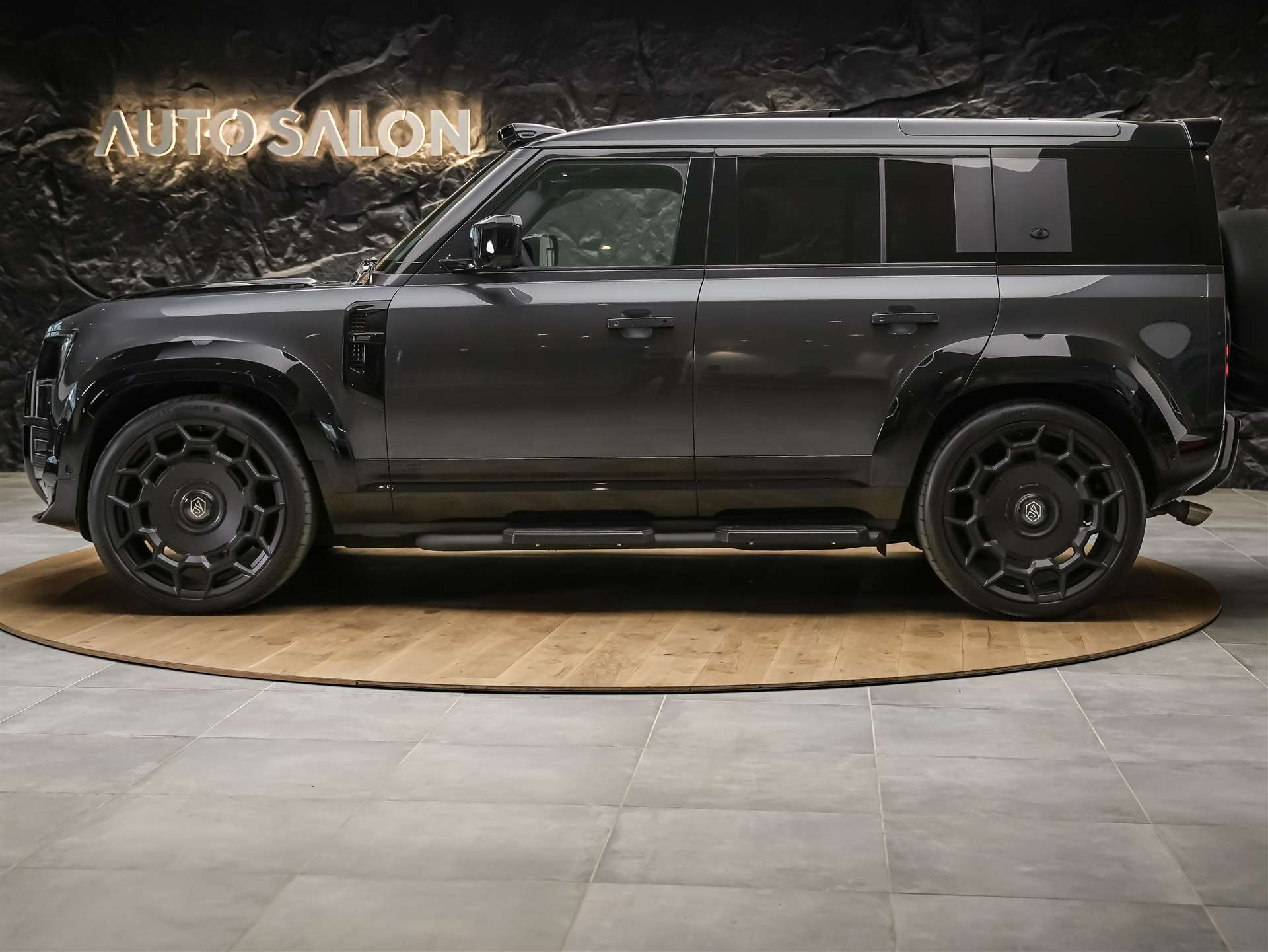 LAND ROVER Defender 110 5.0 V8 SC *URBAN*24" Felgen*Werksgarantie*AHK*-showroom-element-1