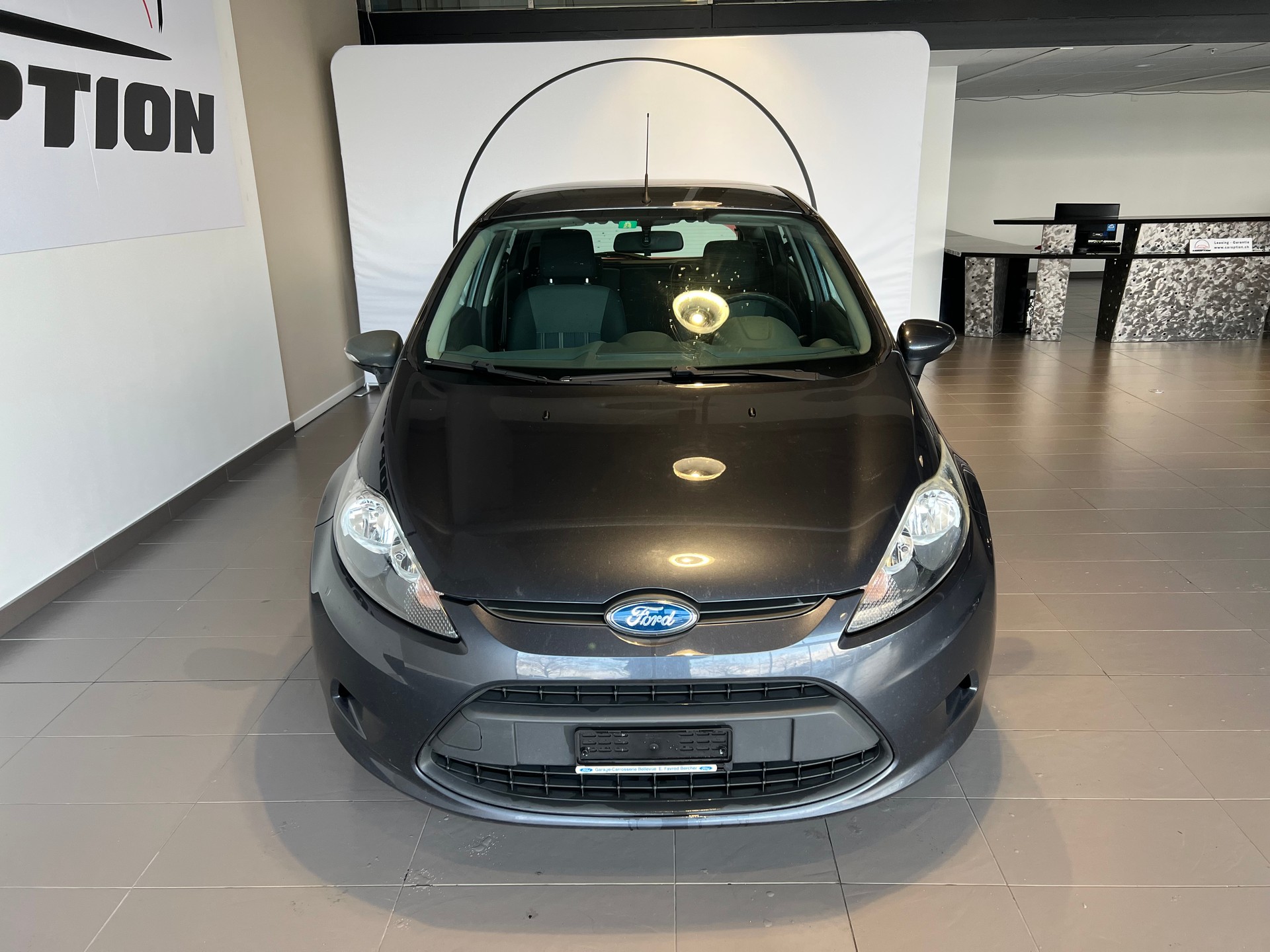 FORD Fiesta 1.4 16V Titanium-image-5