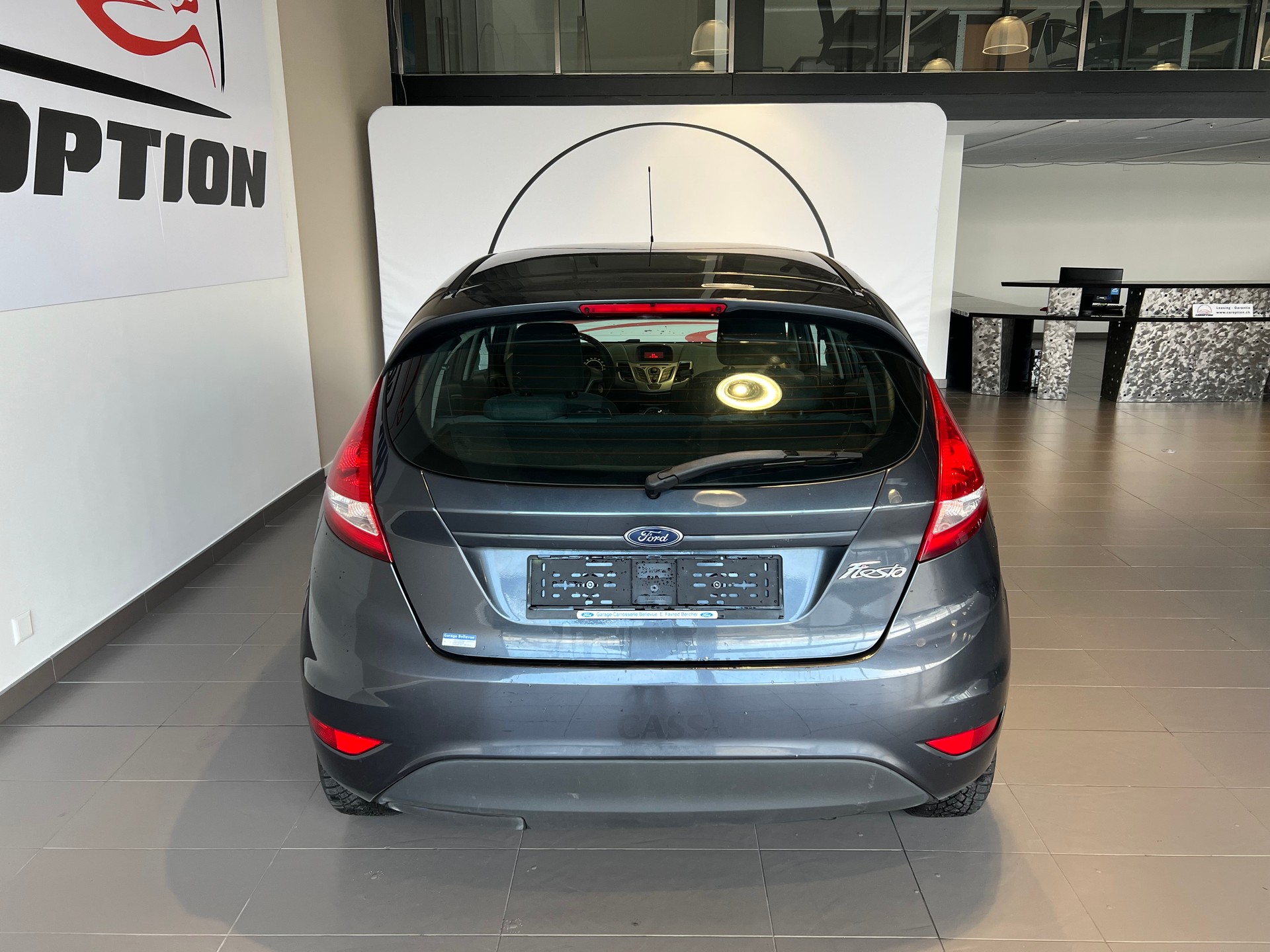 FORD Fiesta 1.4 16V Titanium-image-11