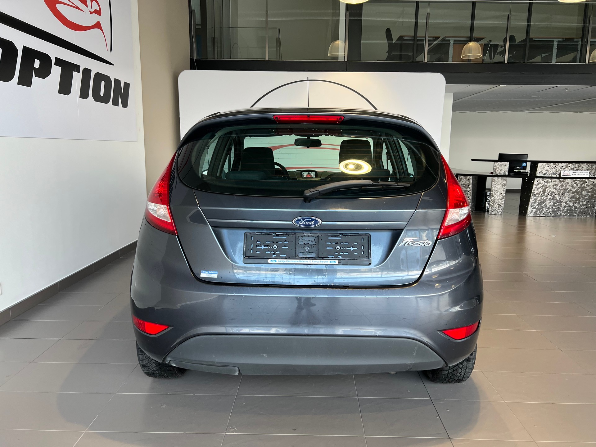 FORD Fiesta 1.4 16V Titanium-image-8