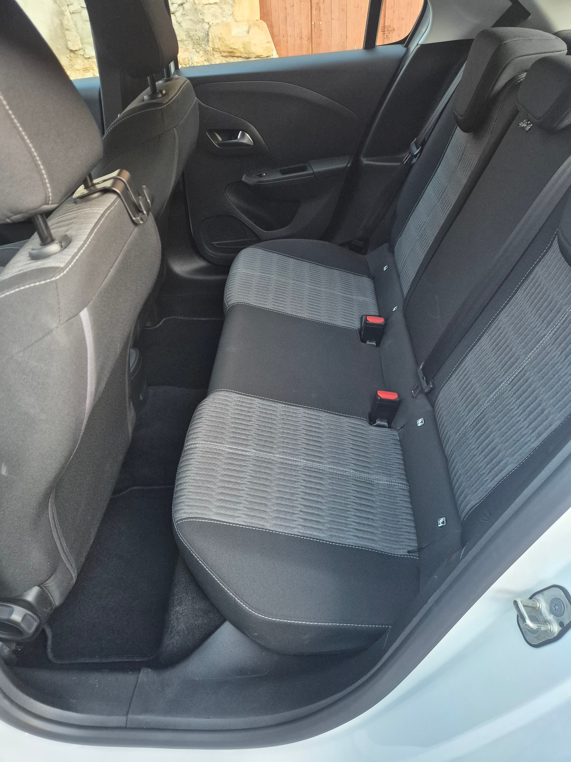 OPEL Corsa 1.2 TP Edition-image-9