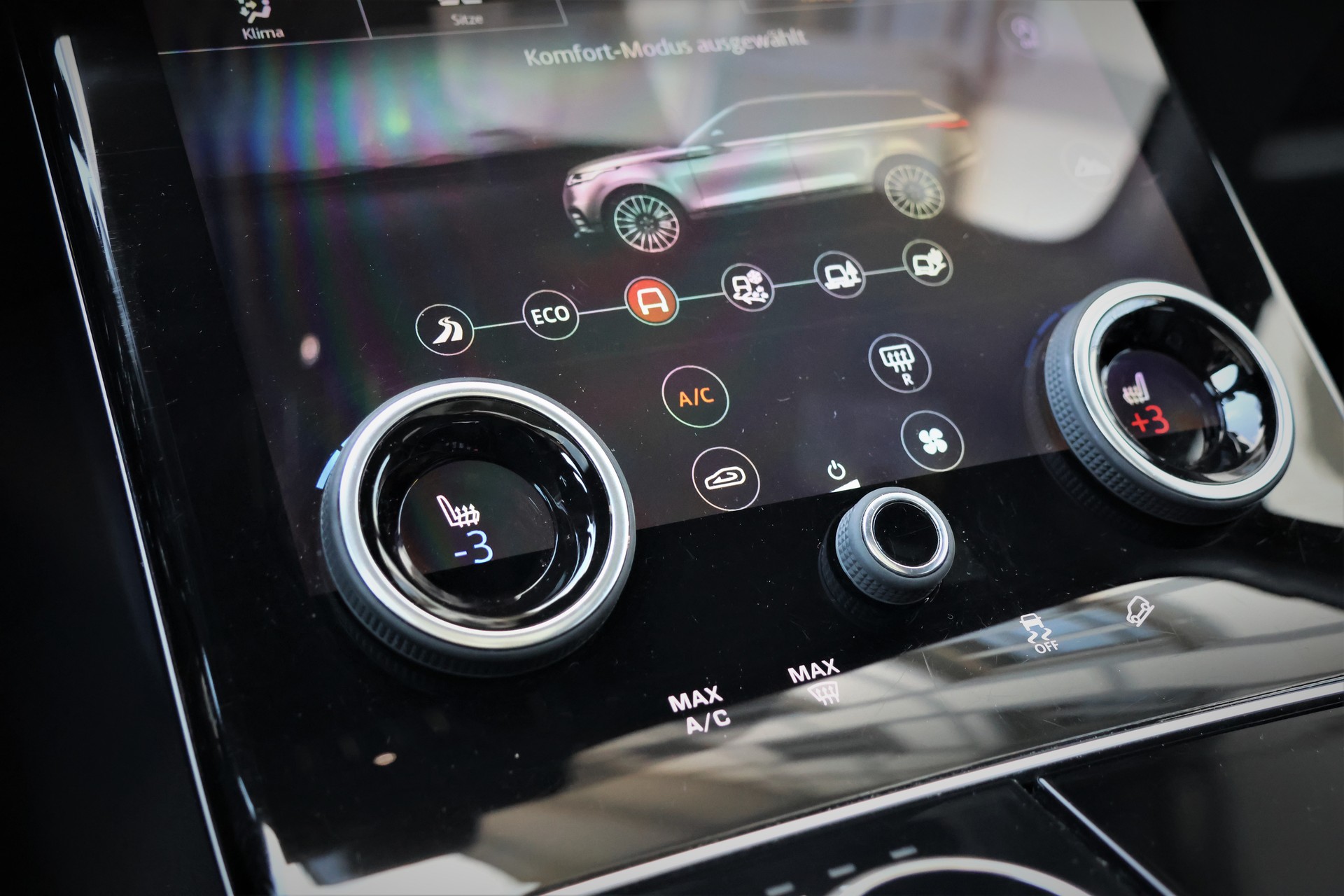 LAND ROVER Range Rover Velar P 250 Automatic (CH)-image-20